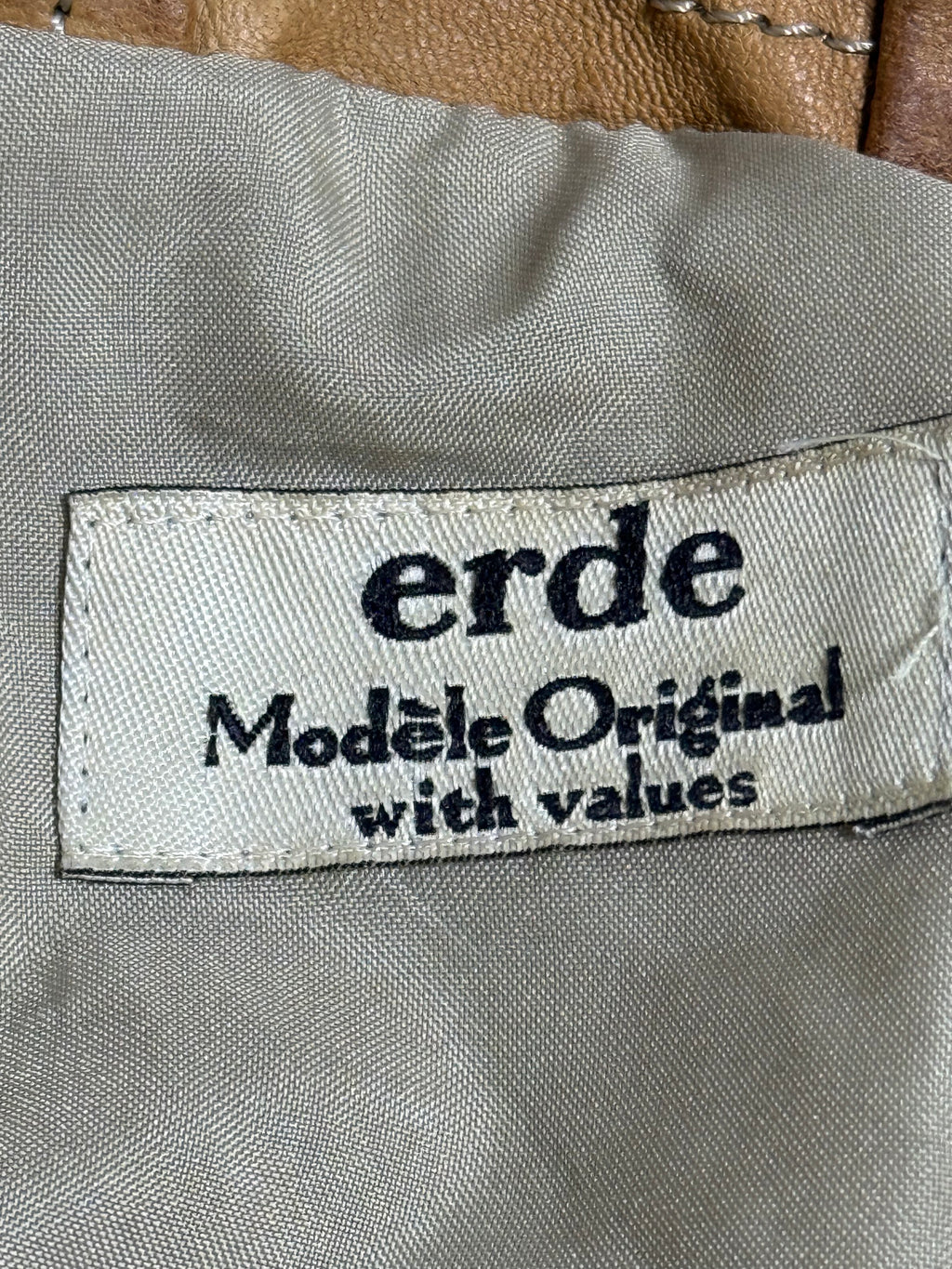 ༒vtg leather jacket ༒