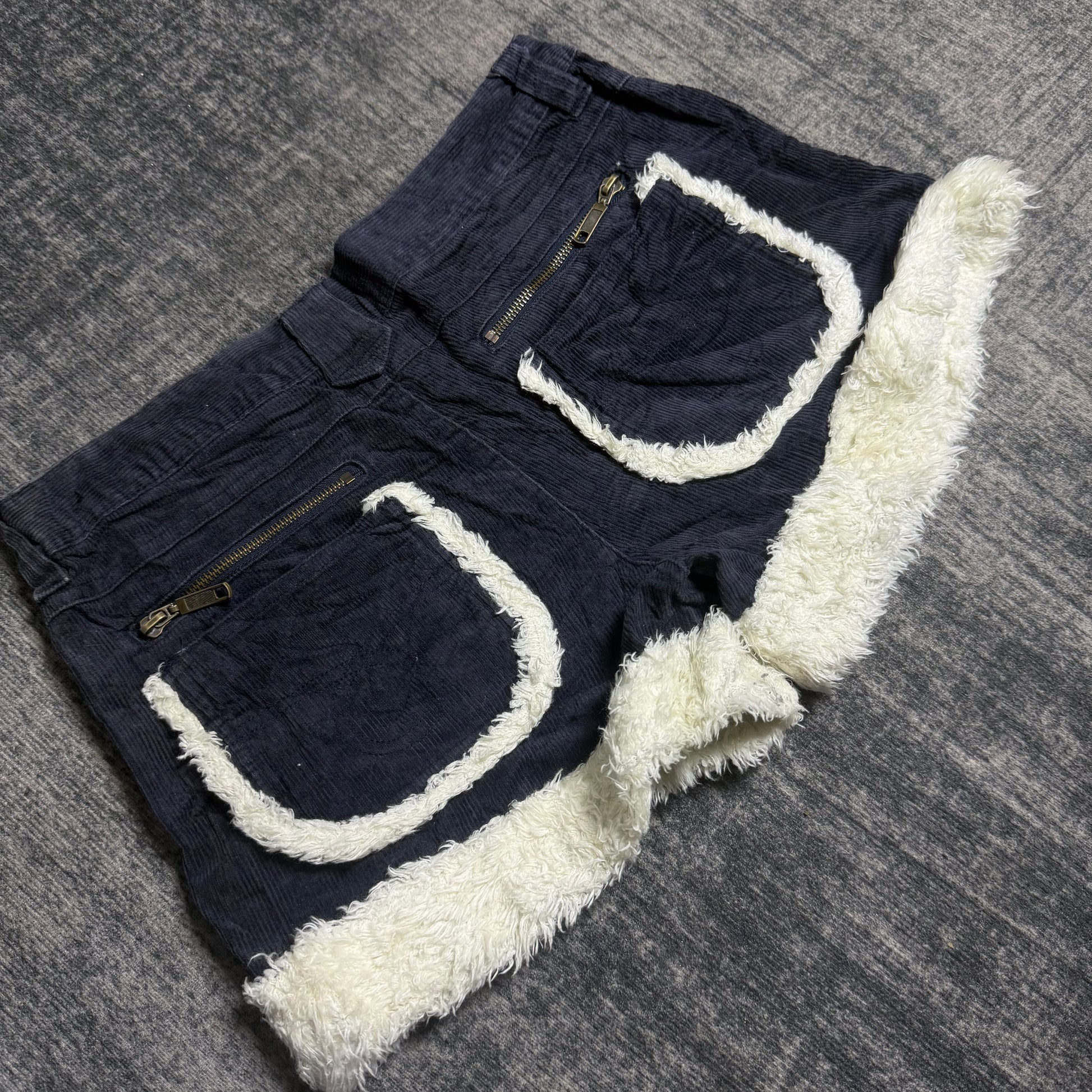 B2V-DAILY SHORT༒ SS32