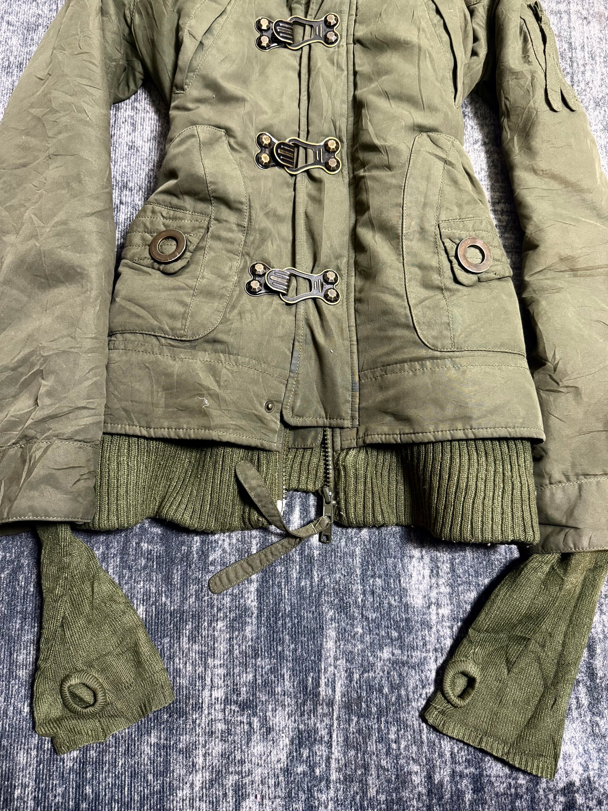 B2V- SLY JACKET༒
