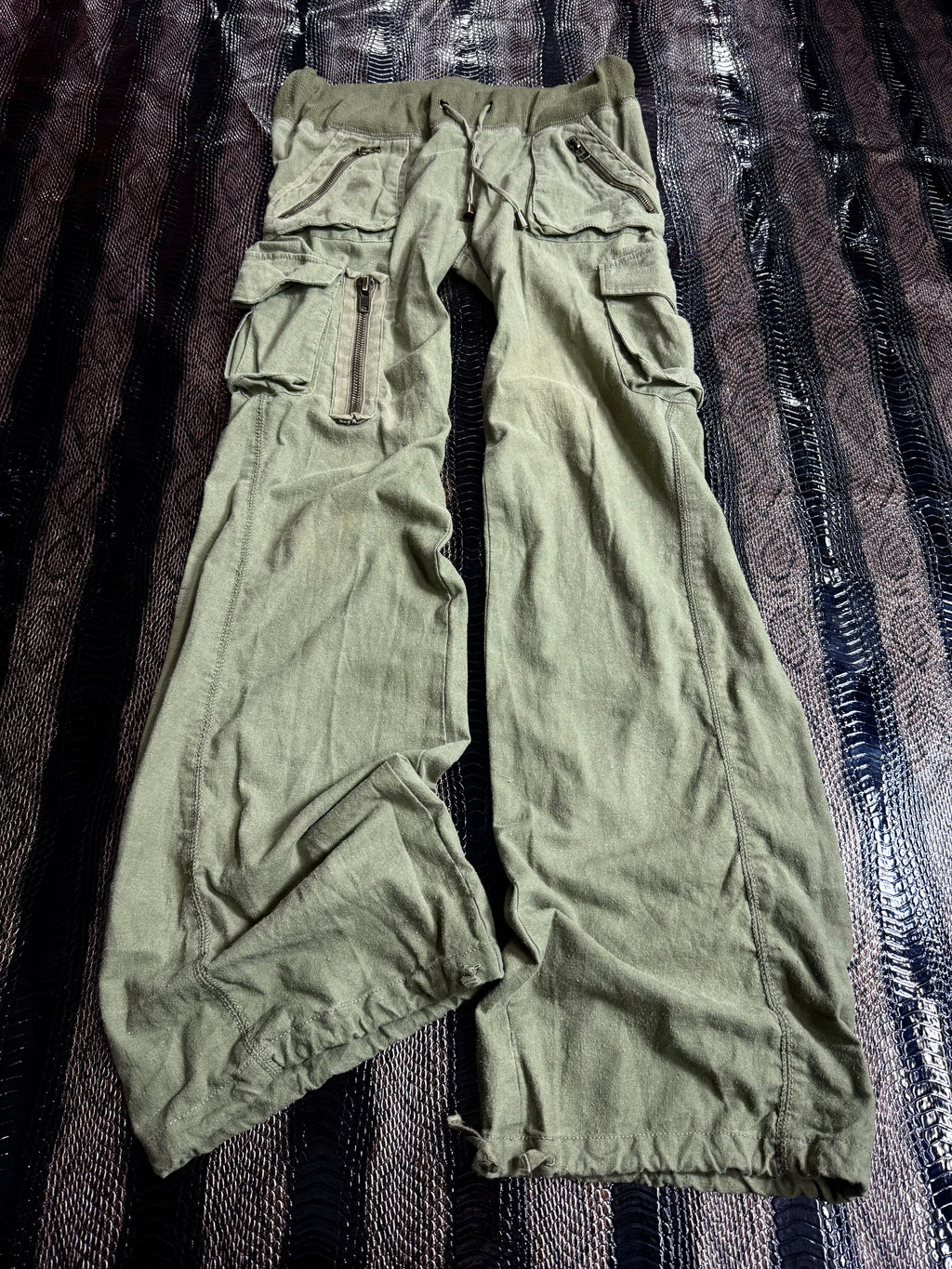 610626BAD2WEAR
