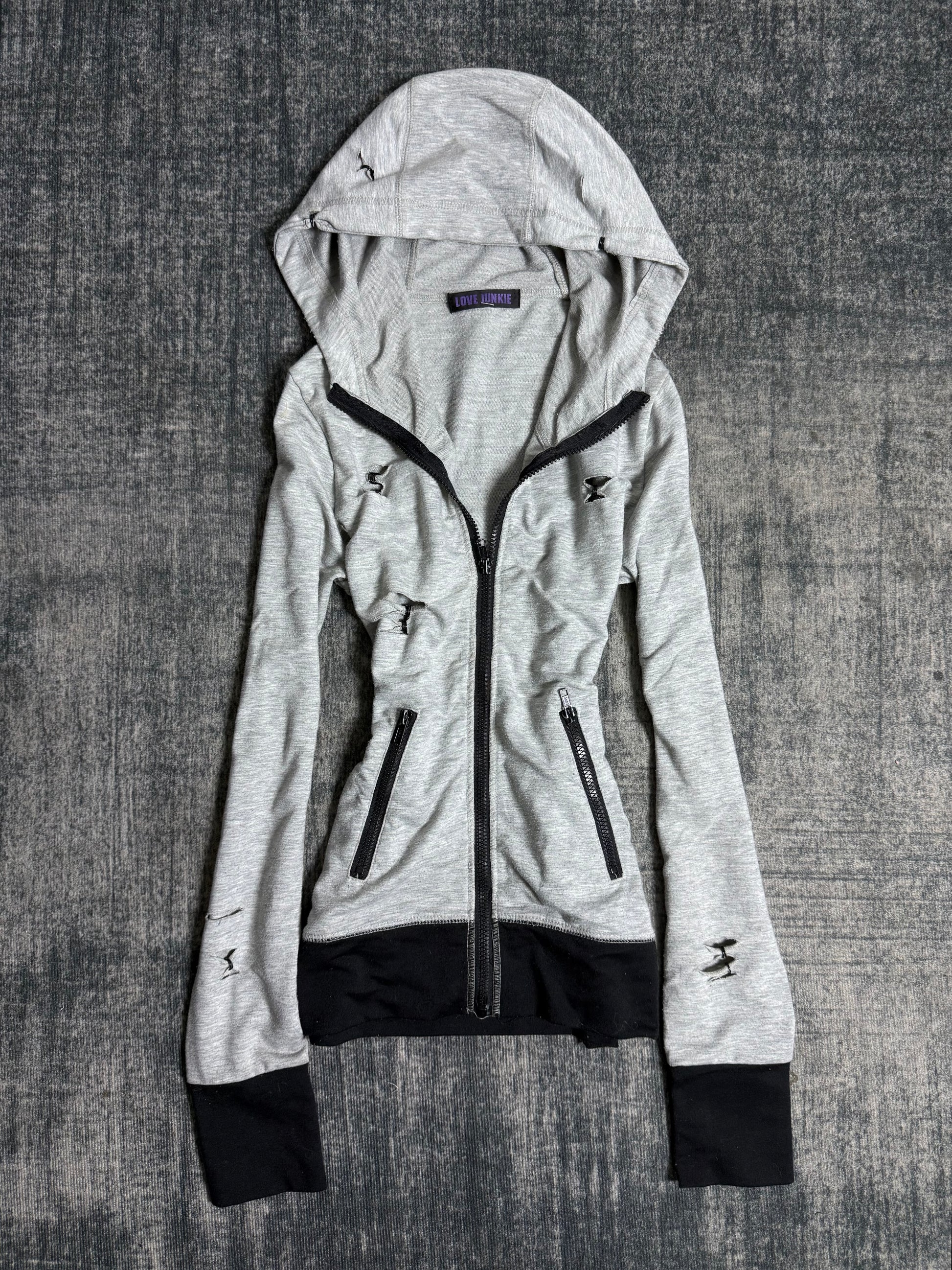 B2V-LOVE JUNKIE༒ 67$