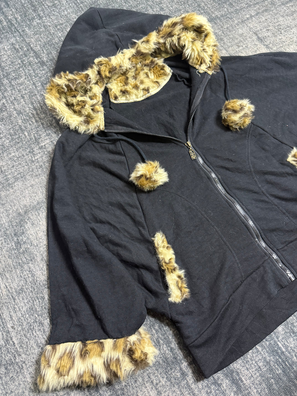 B2V-SUGAR BABE HOODIE༒