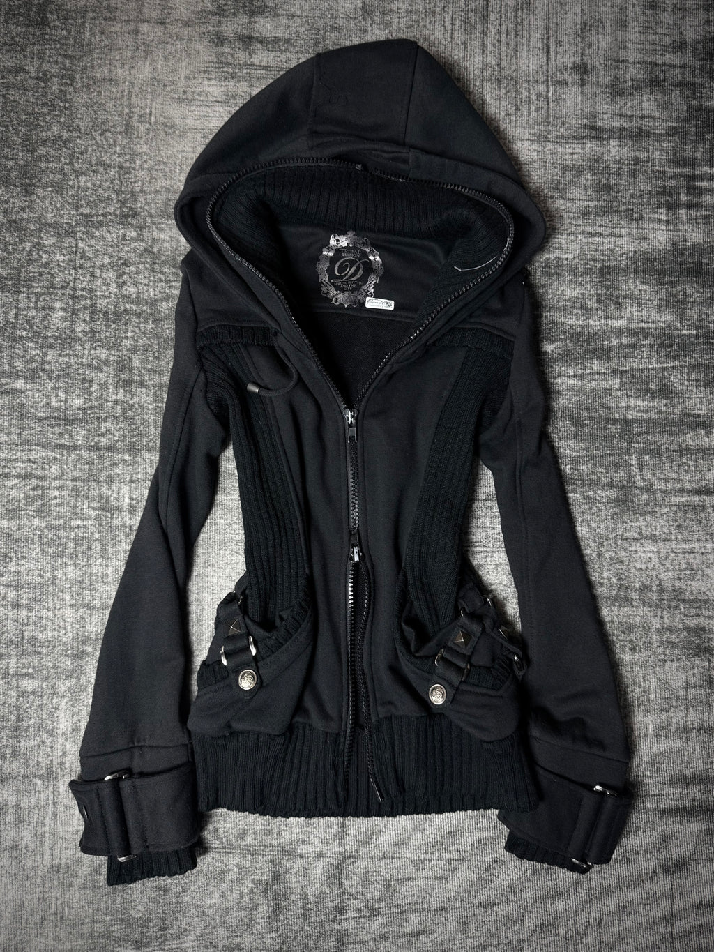 770826BAD2WEAR
