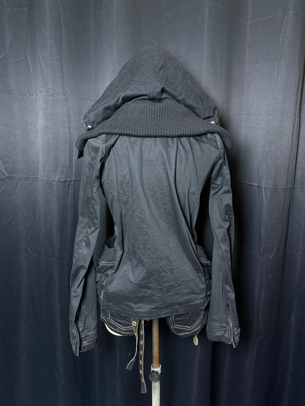 B2V-MAISON GLIFY JACKET༒ 
*Rare*