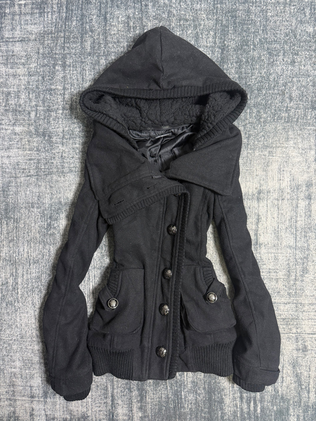 B2V-INGNI༒  * Rare *