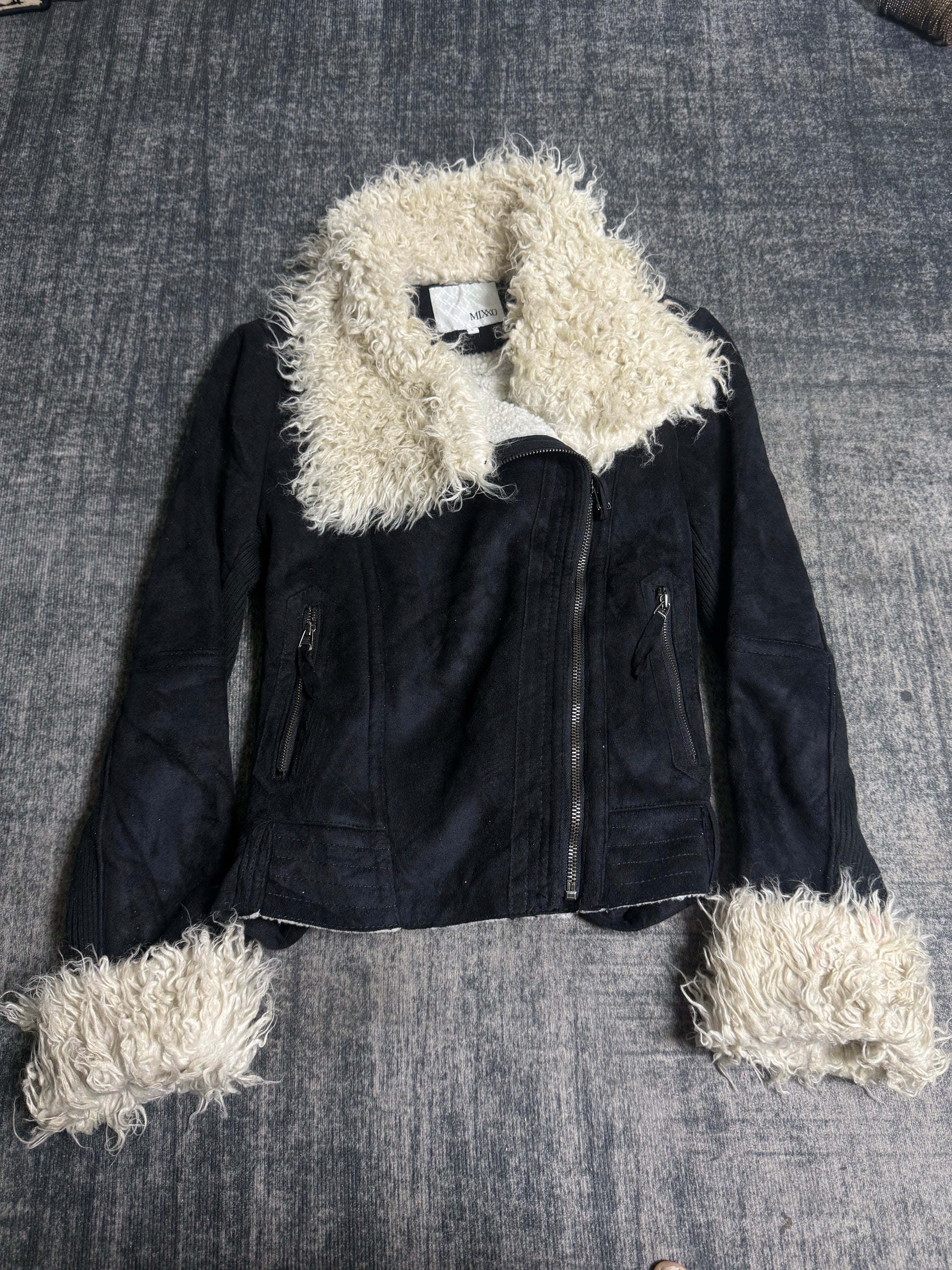 B2V MIXX0 JACKETS༒