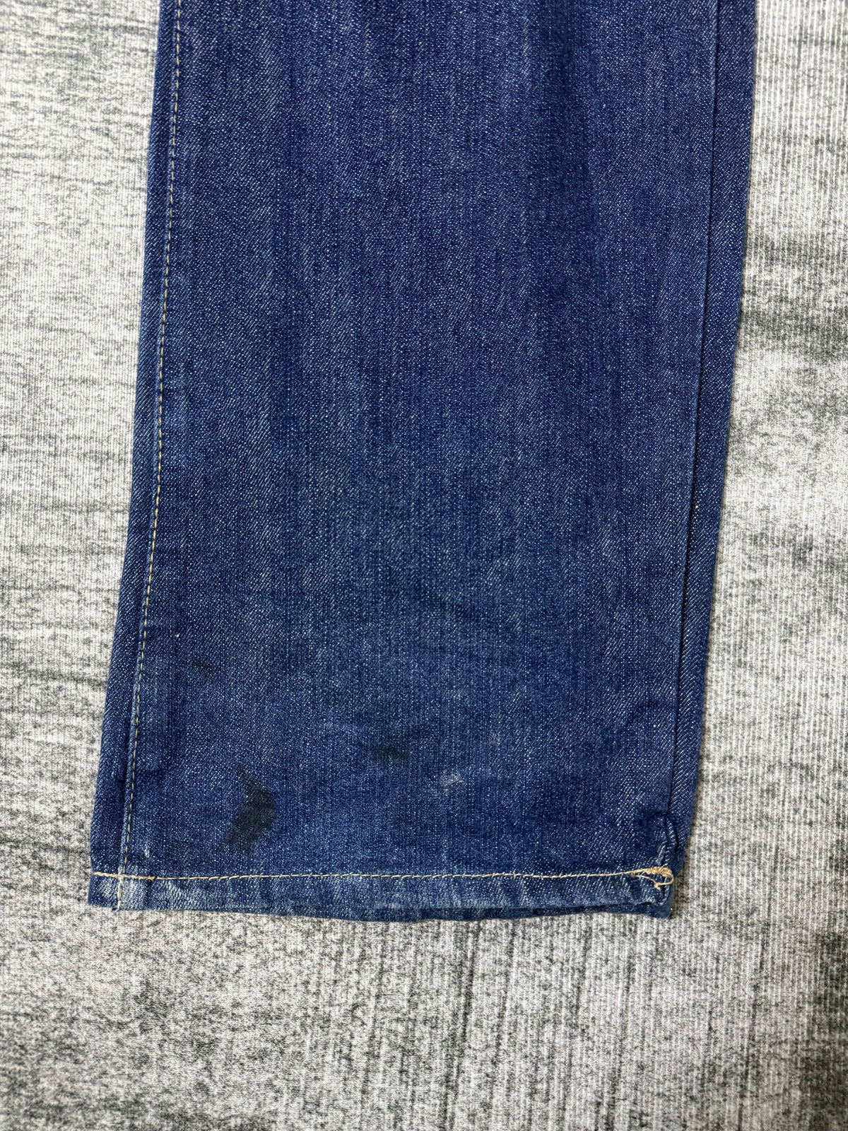 680926BAD2WEAR