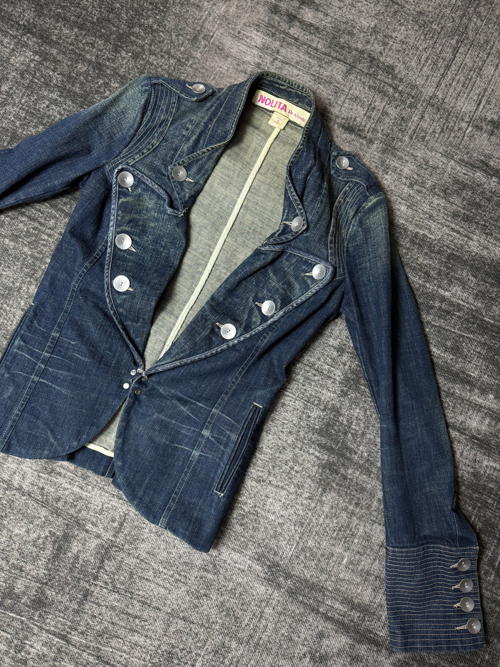 540926BAD2WEAR