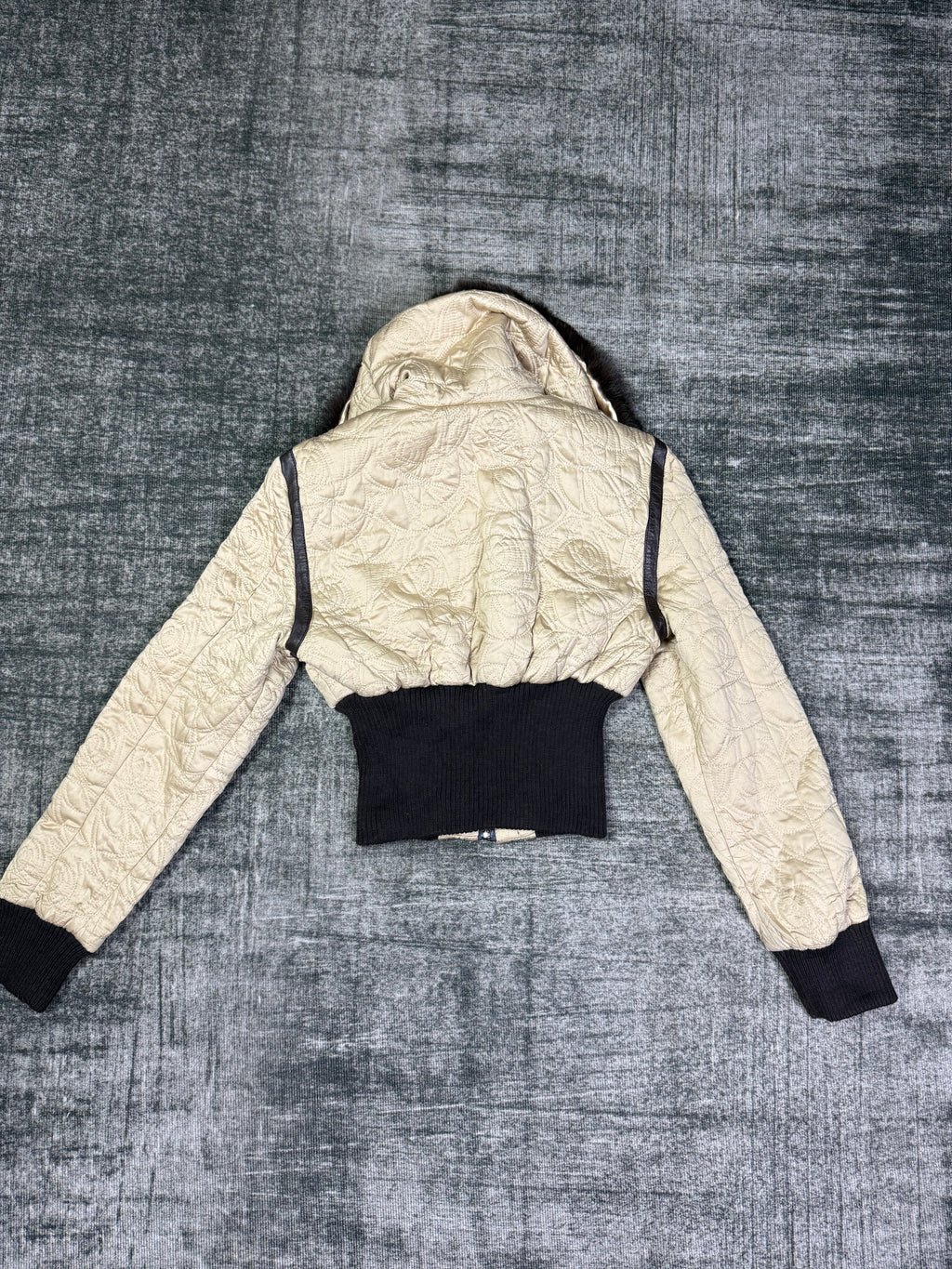 091026BAD2WEAR