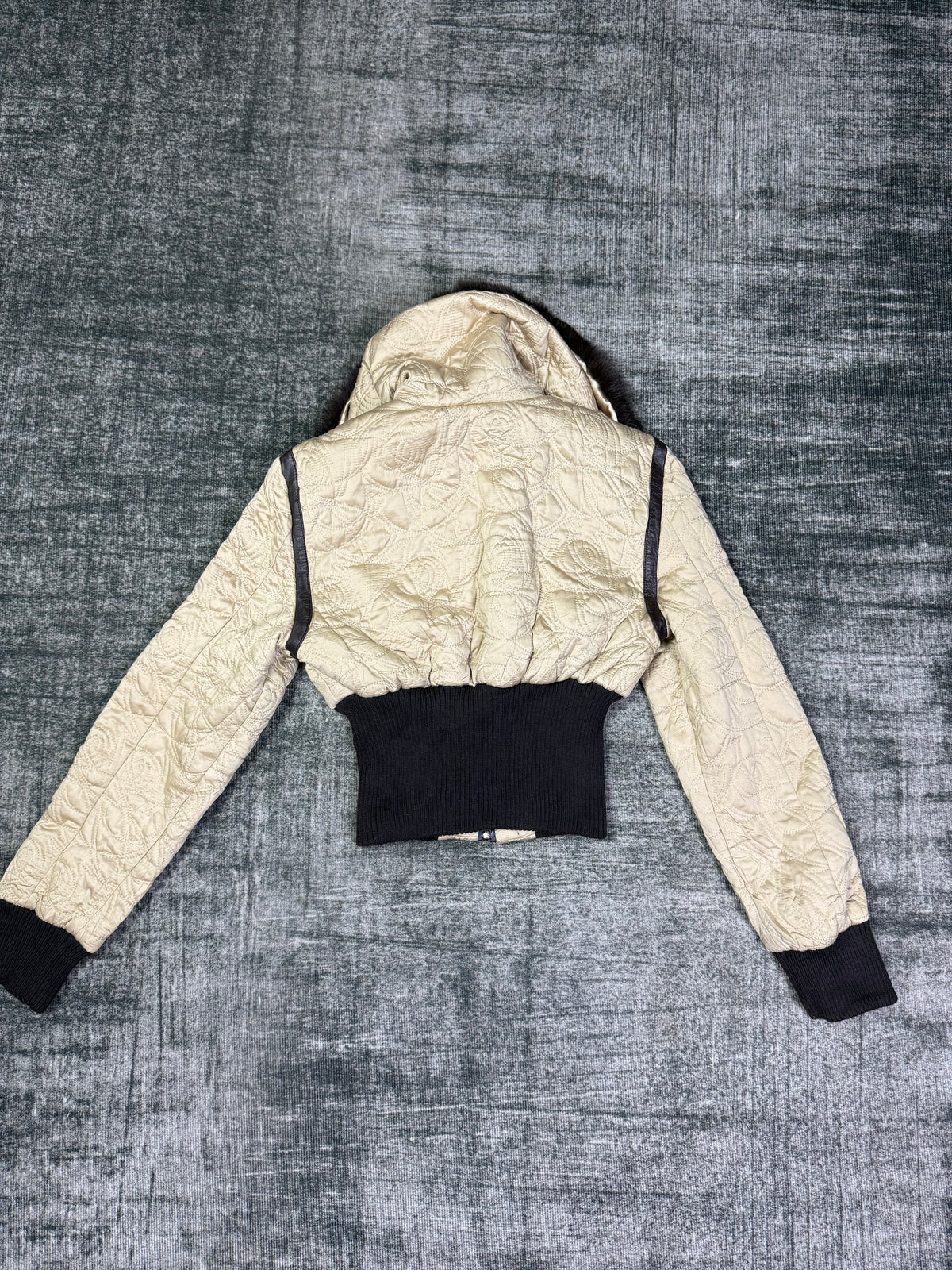 091026BAD2WEAR
