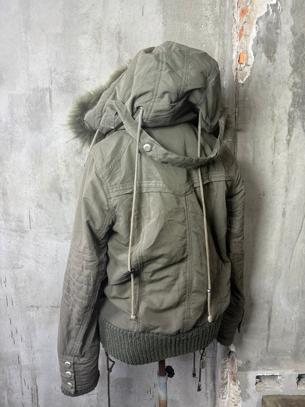 351026BAD2WEAR