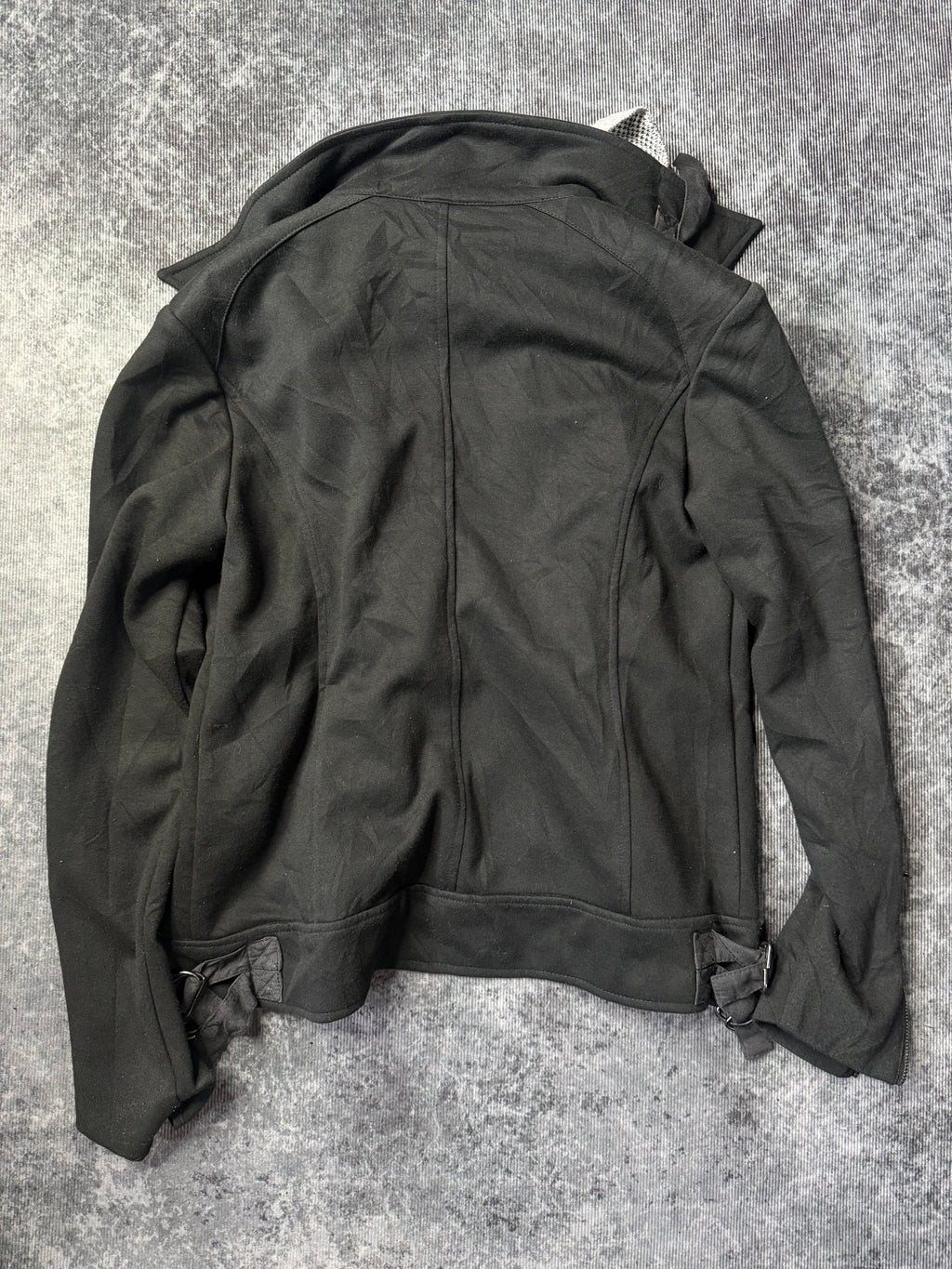 640726BAD2WEAR
