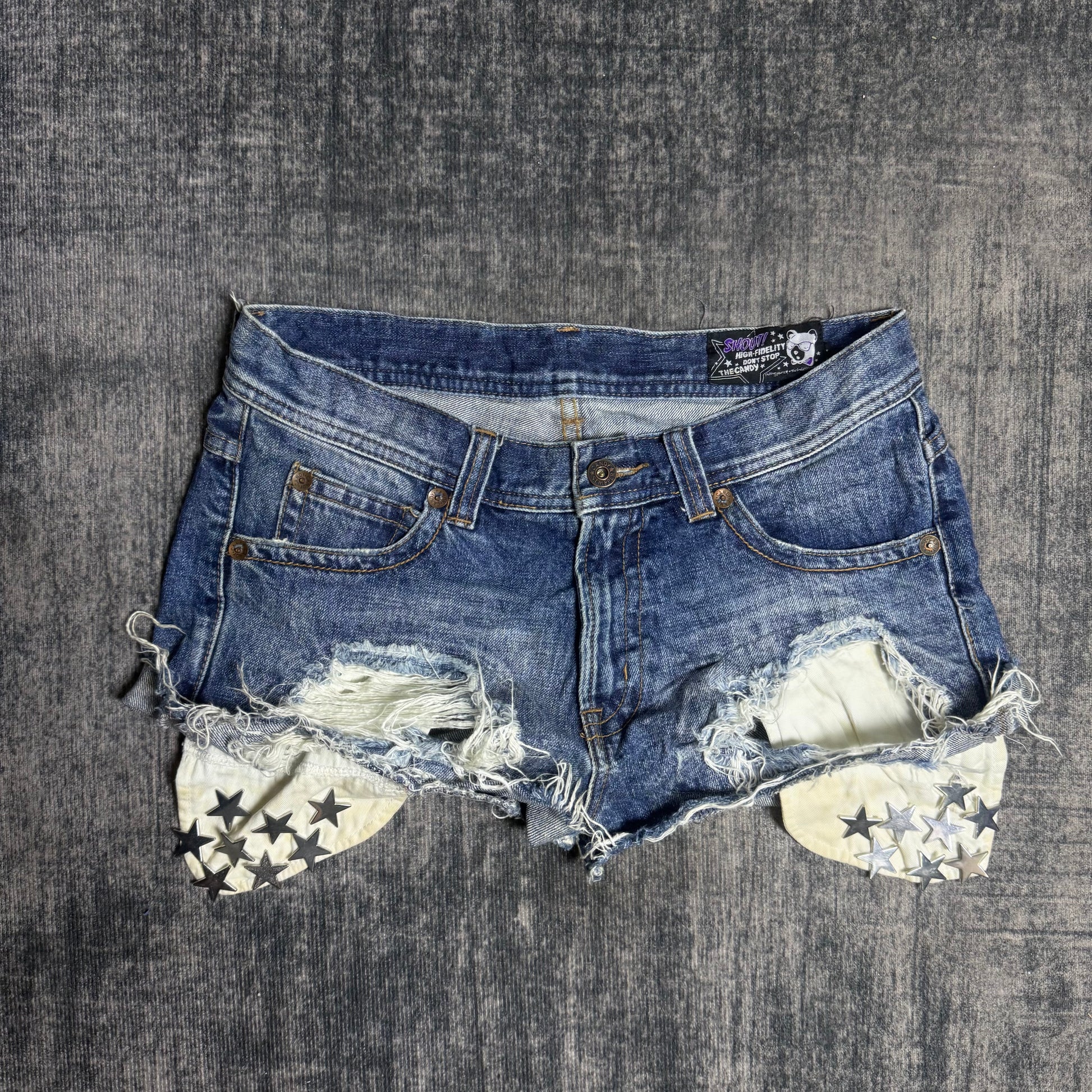 B2V-SHOUT SHORT༒SS22