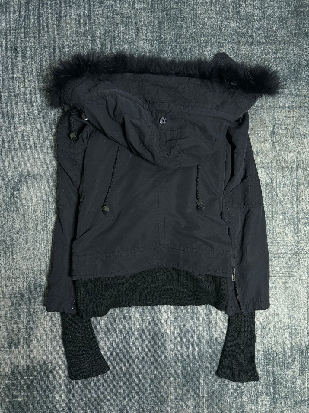 ༒SLY༒ 
𝗦𝗜𝗭𝗘 (𝗜𝗡𝗖𝗛𝗘𝗦): 
ʙᴜꜱᴛ 38-40
ʟᴇɴɢᴛʜ 28
ᴄᴏɴᴅɪᴛɪᴏɴ: 7/10 used