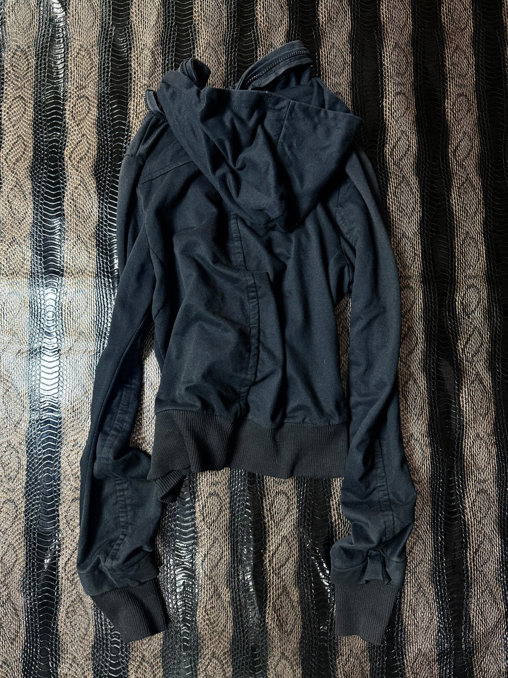 770626BAD2WEAR