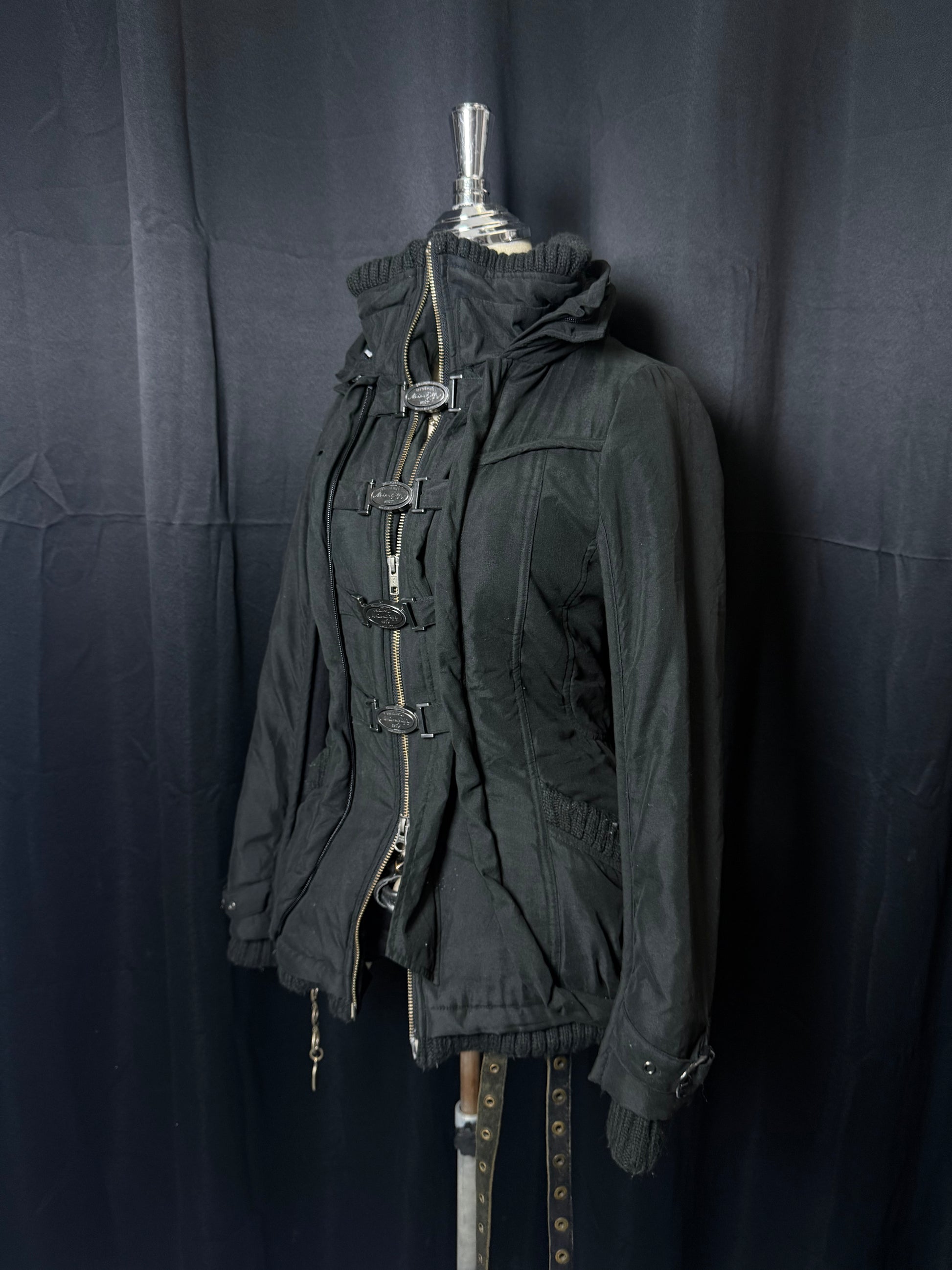 B2V-MAISON GILFY JACKET༒