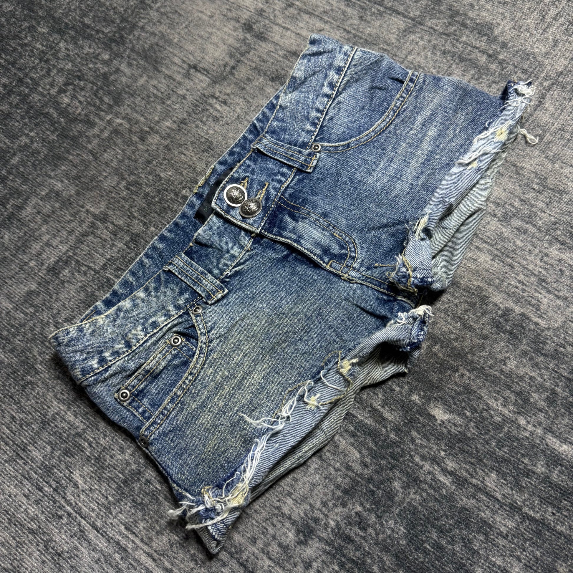 B2V-DRAGLAMOR SHORT༒SS13