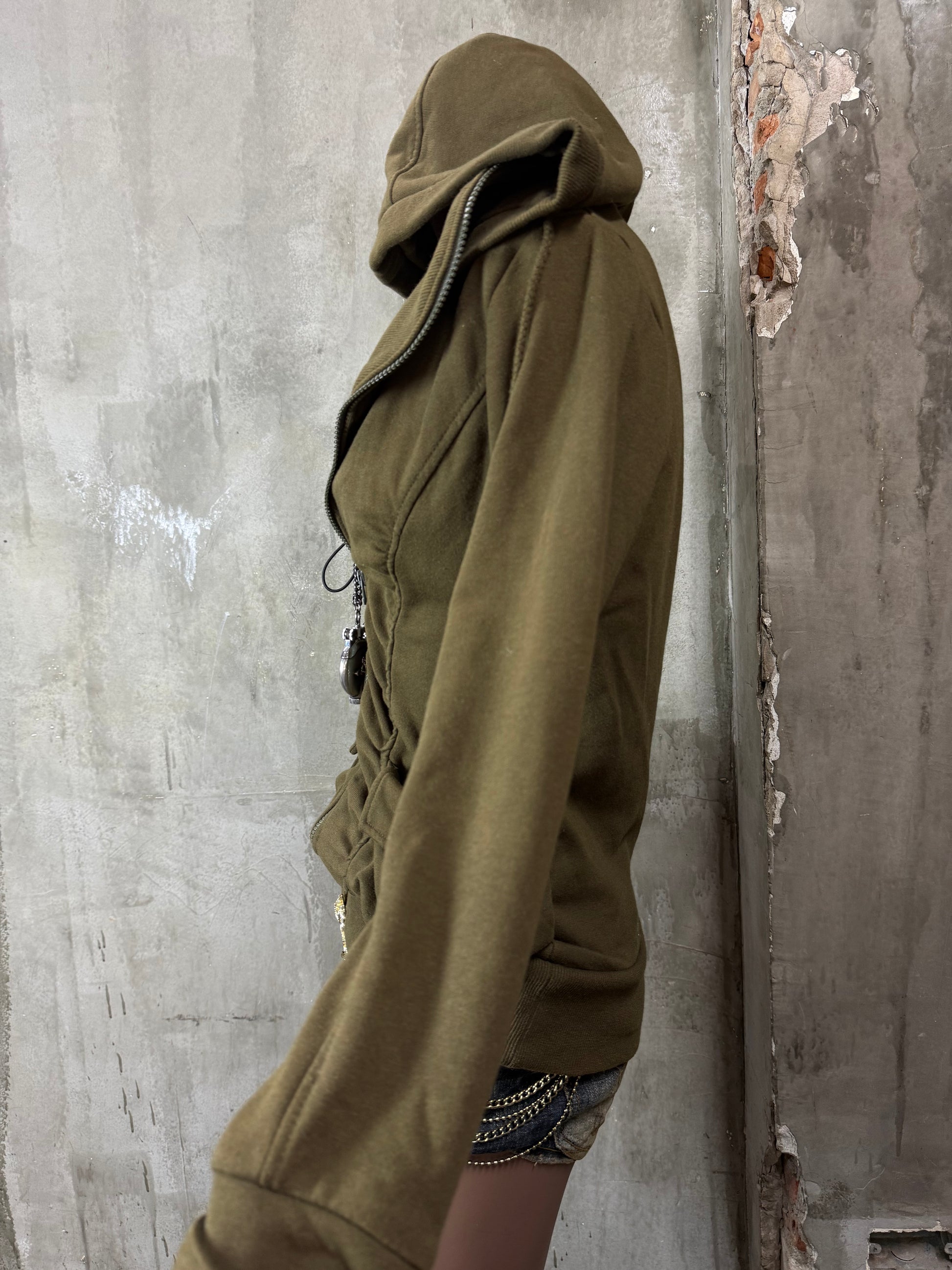 660826BAD2WEAR