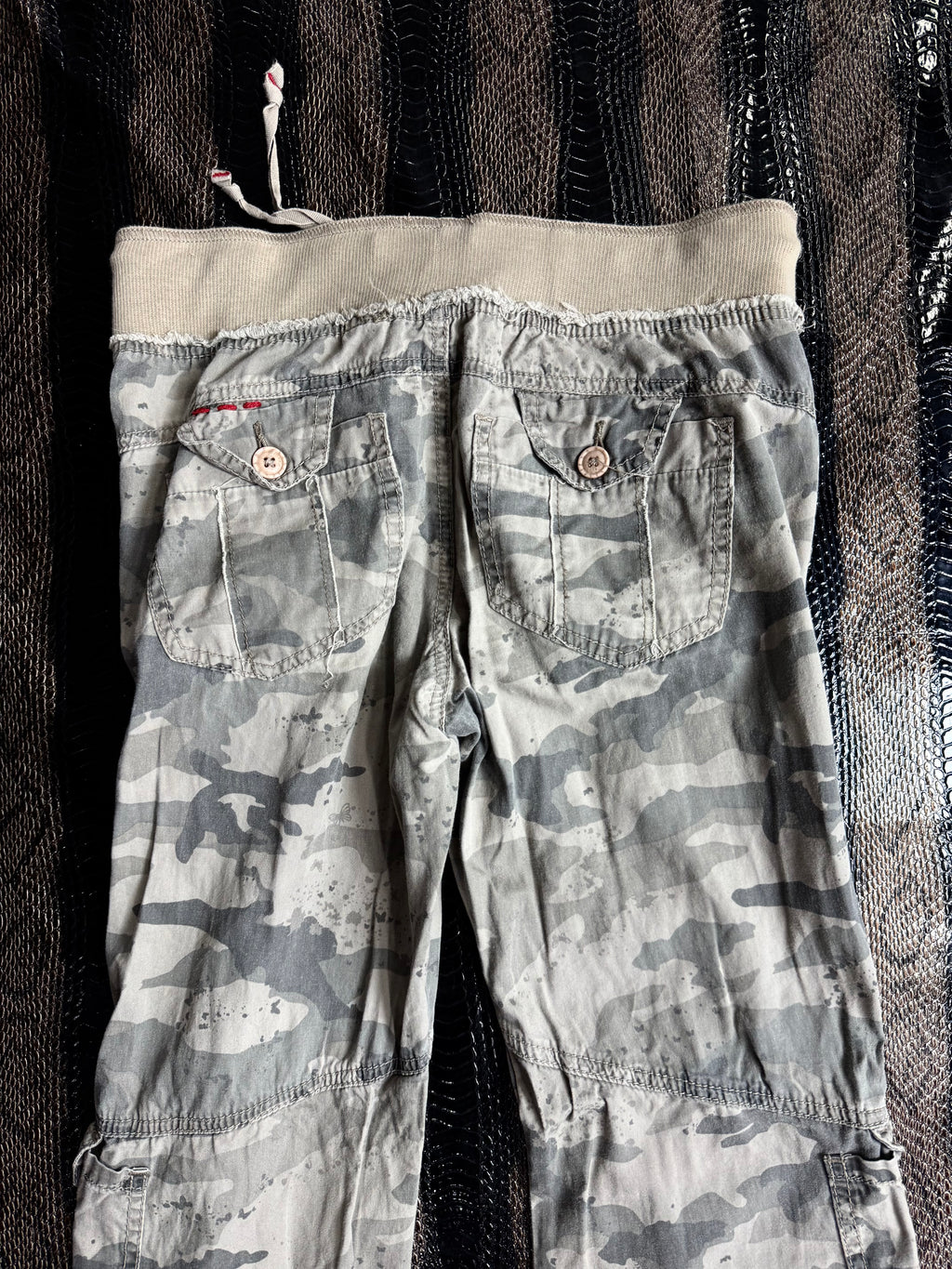 700626BAD2WEAR