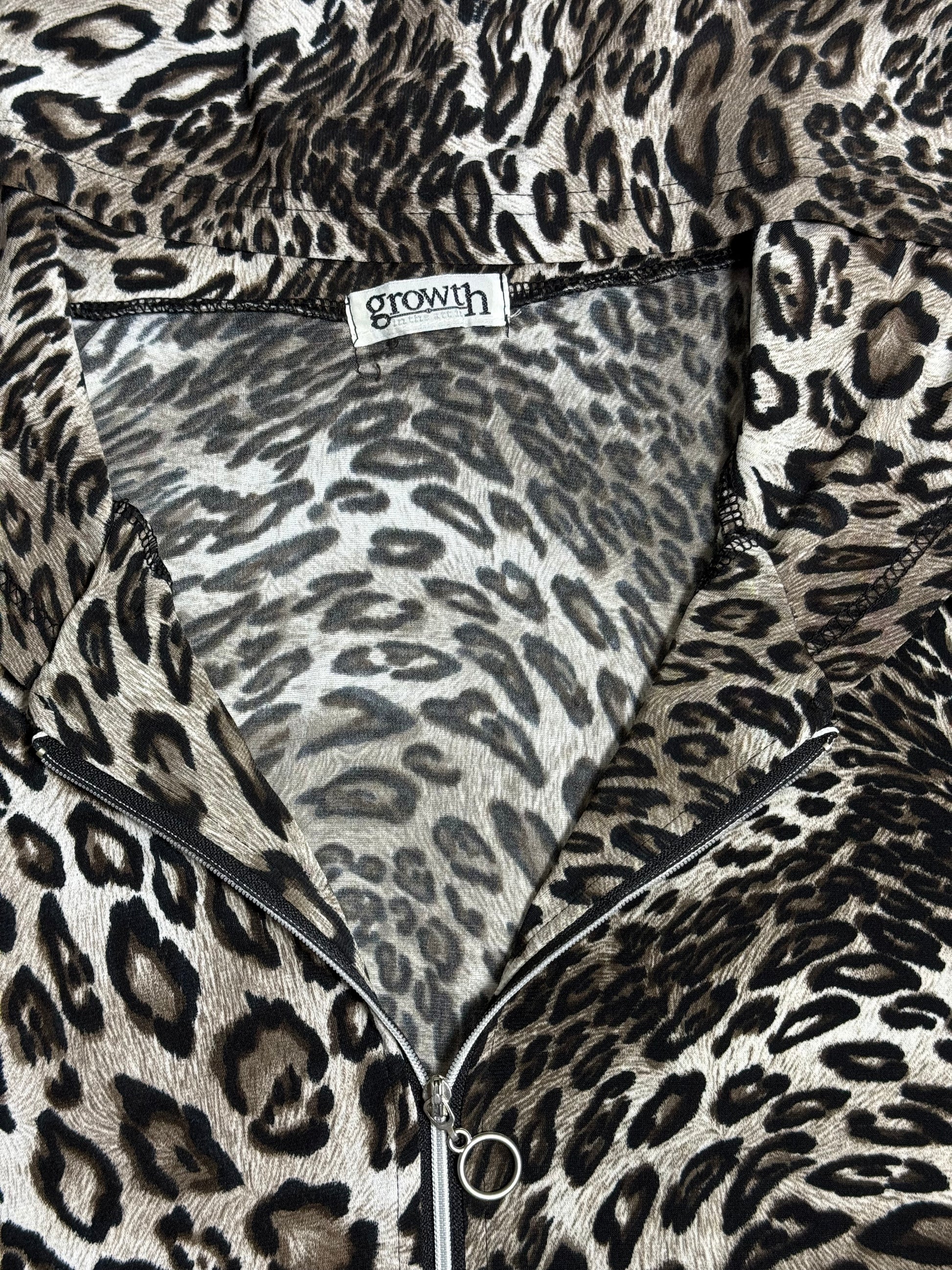 B2V-GROWTH HOODIE༒