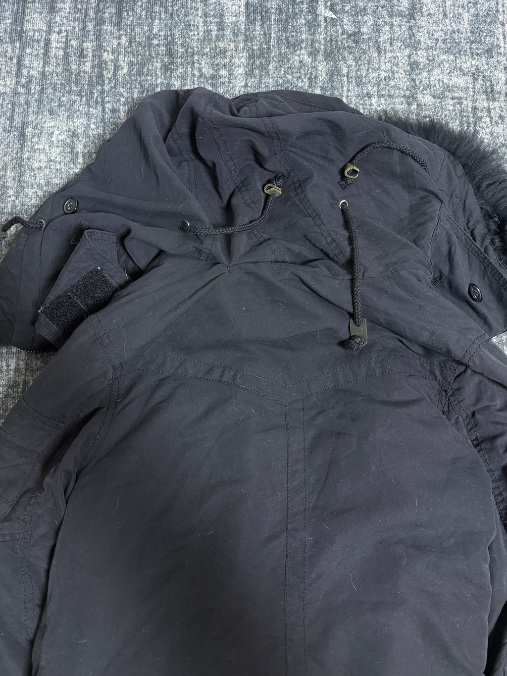 ༒SLY༒ 
𝗦𝗜𝗭𝗘 (𝗜𝗡𝗖𝗛𝗘𝗦): 
ʙᴜꜱᴛ 38-40
ʟᴇɴɢᴛʜ 28
ᴄᴏɴᴅɪᴛɪᴏɴ: 7/10 used