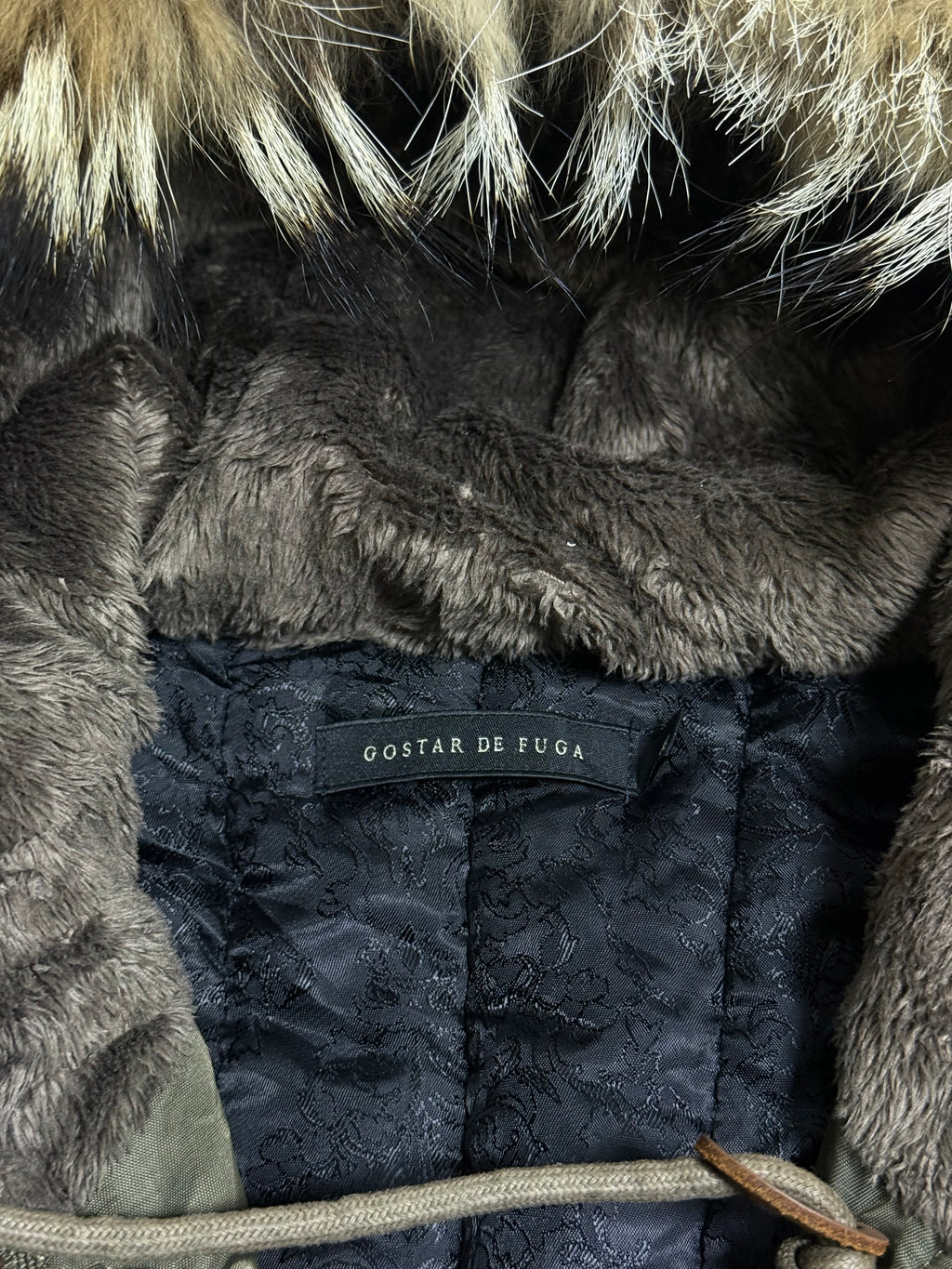 B2V- GOSTAR DE FUGA JACKET༒