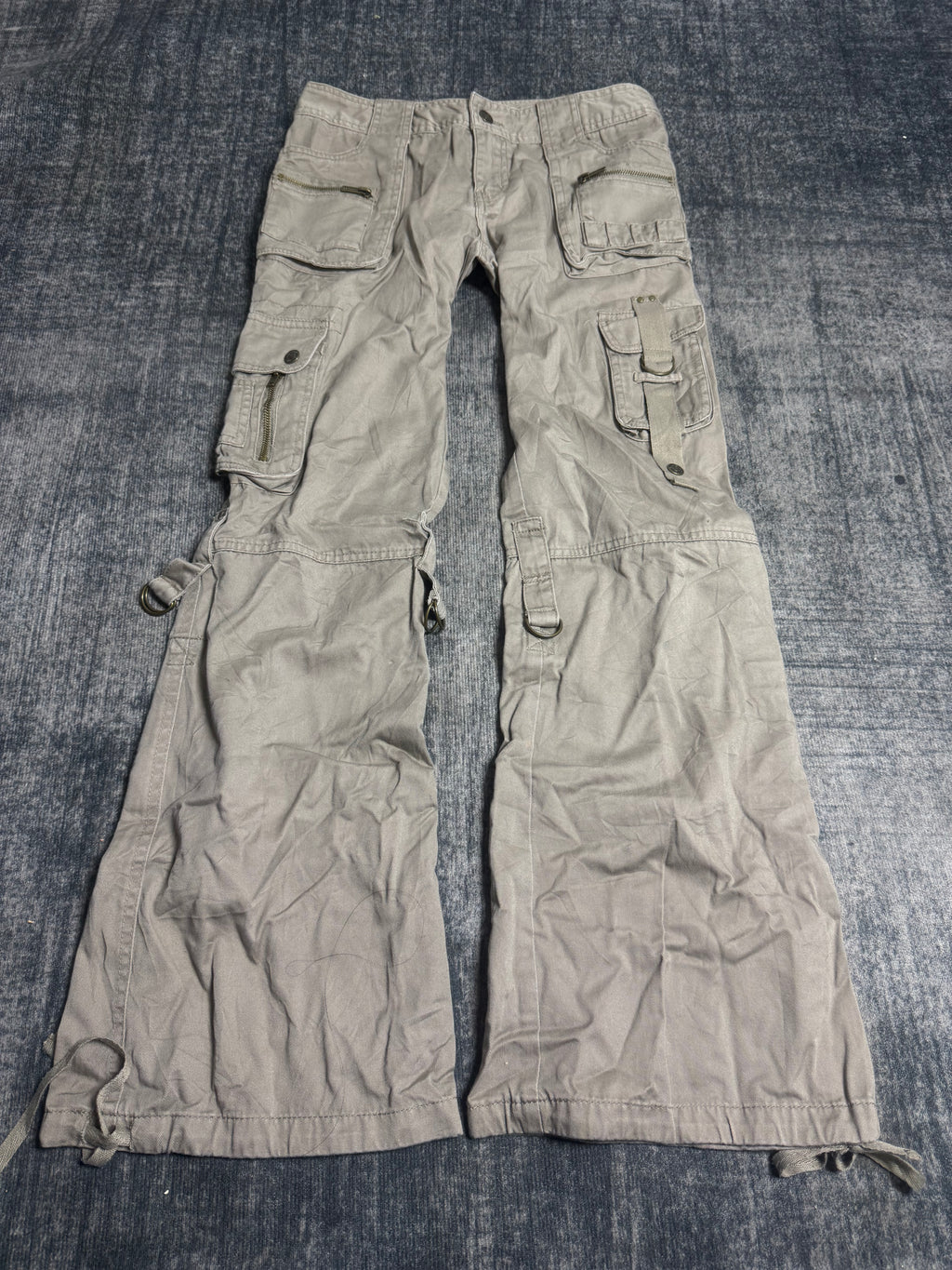 B2V- ROTE ROSE CARGO༒