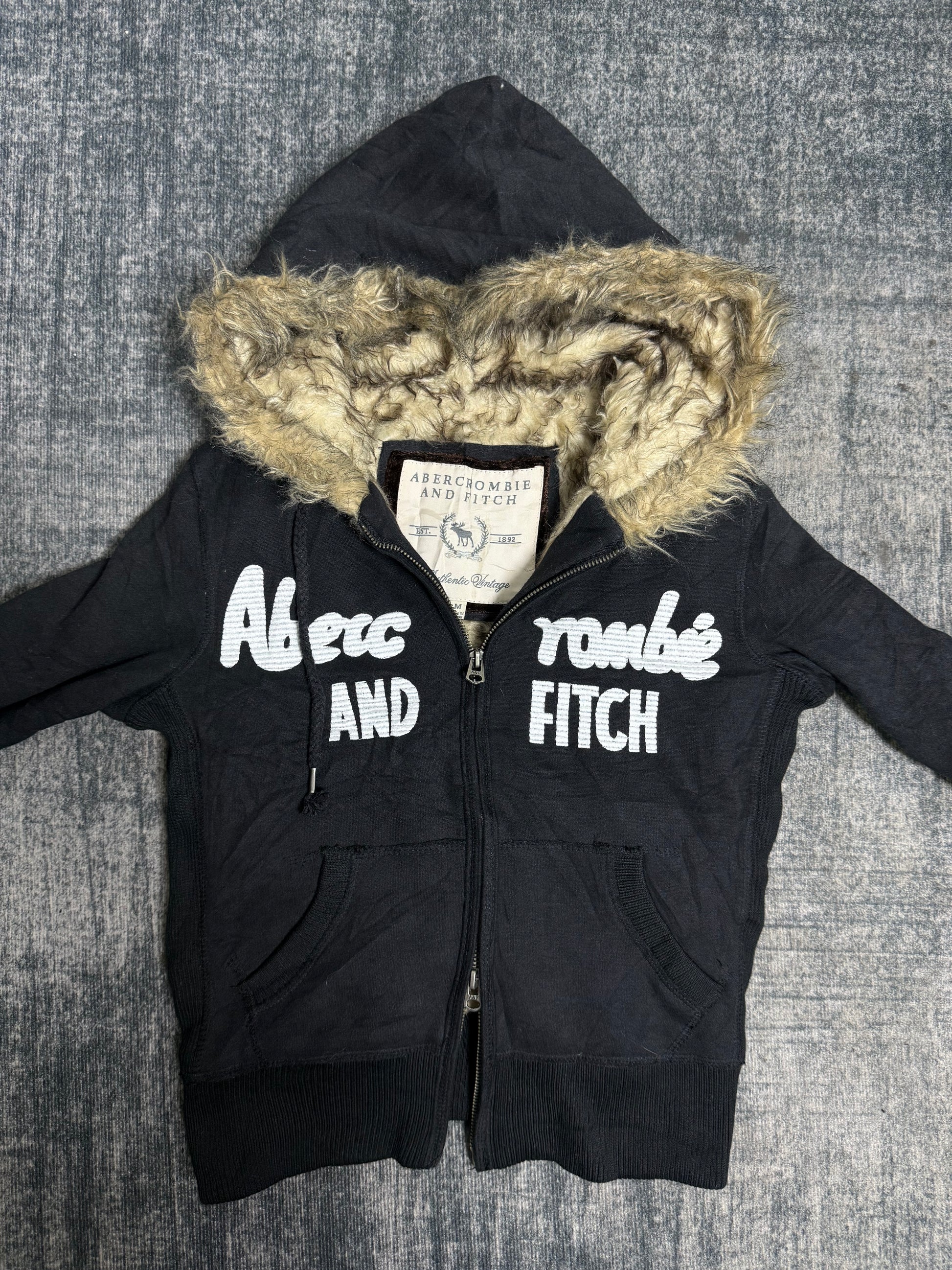 ABERCROMBIE༒