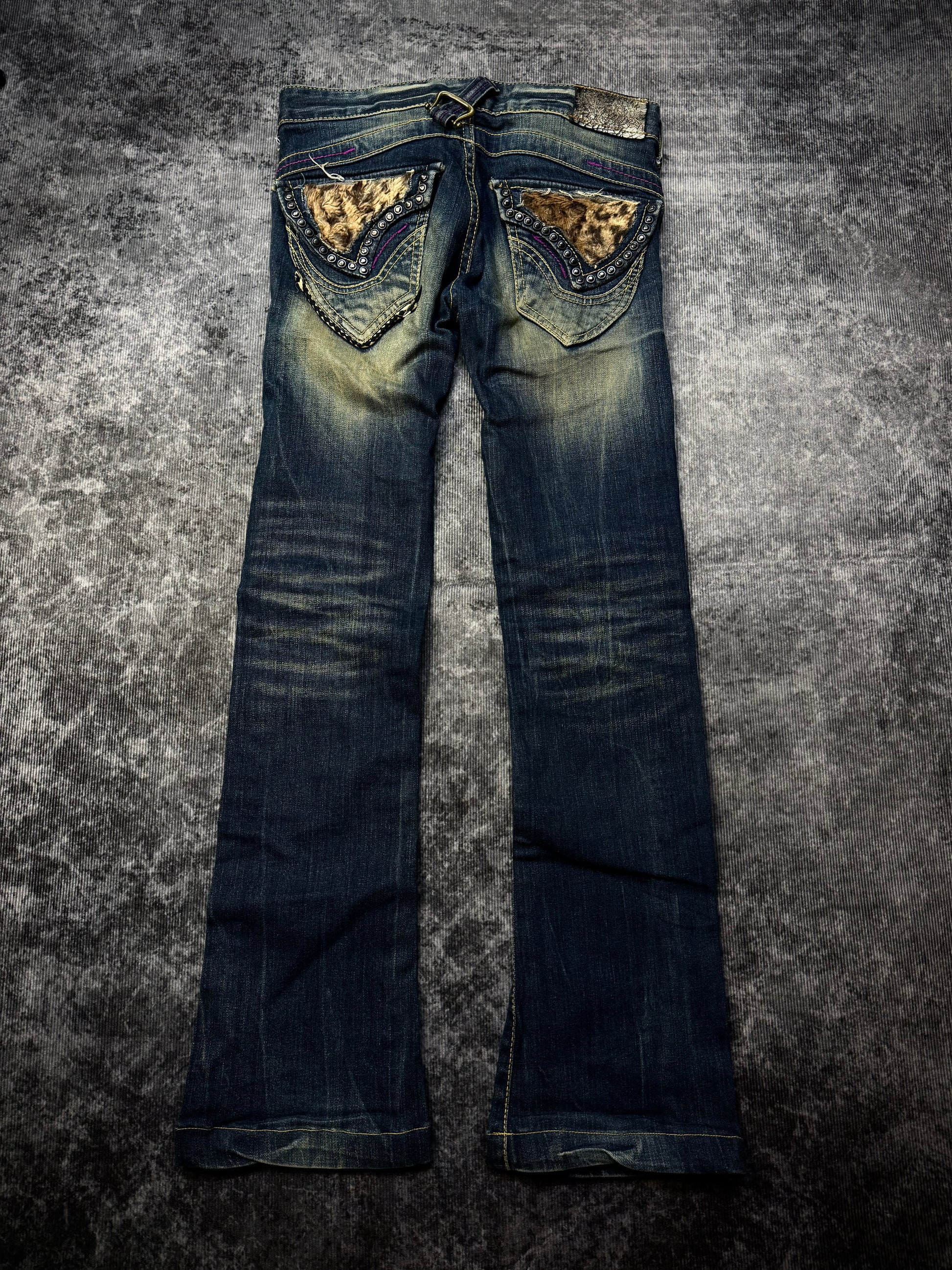 040826BAD2WEAR
