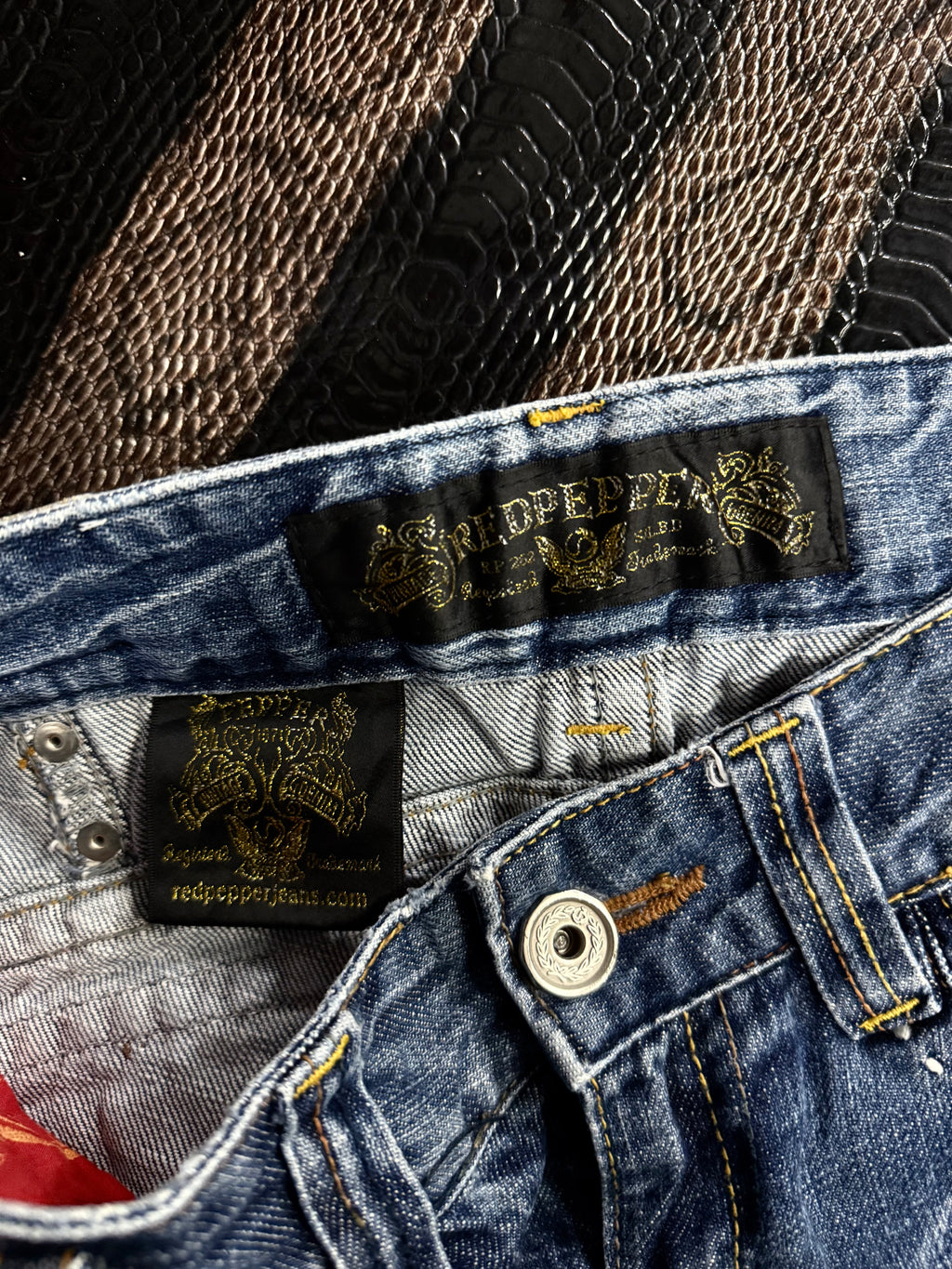 040626BAD2WEAR