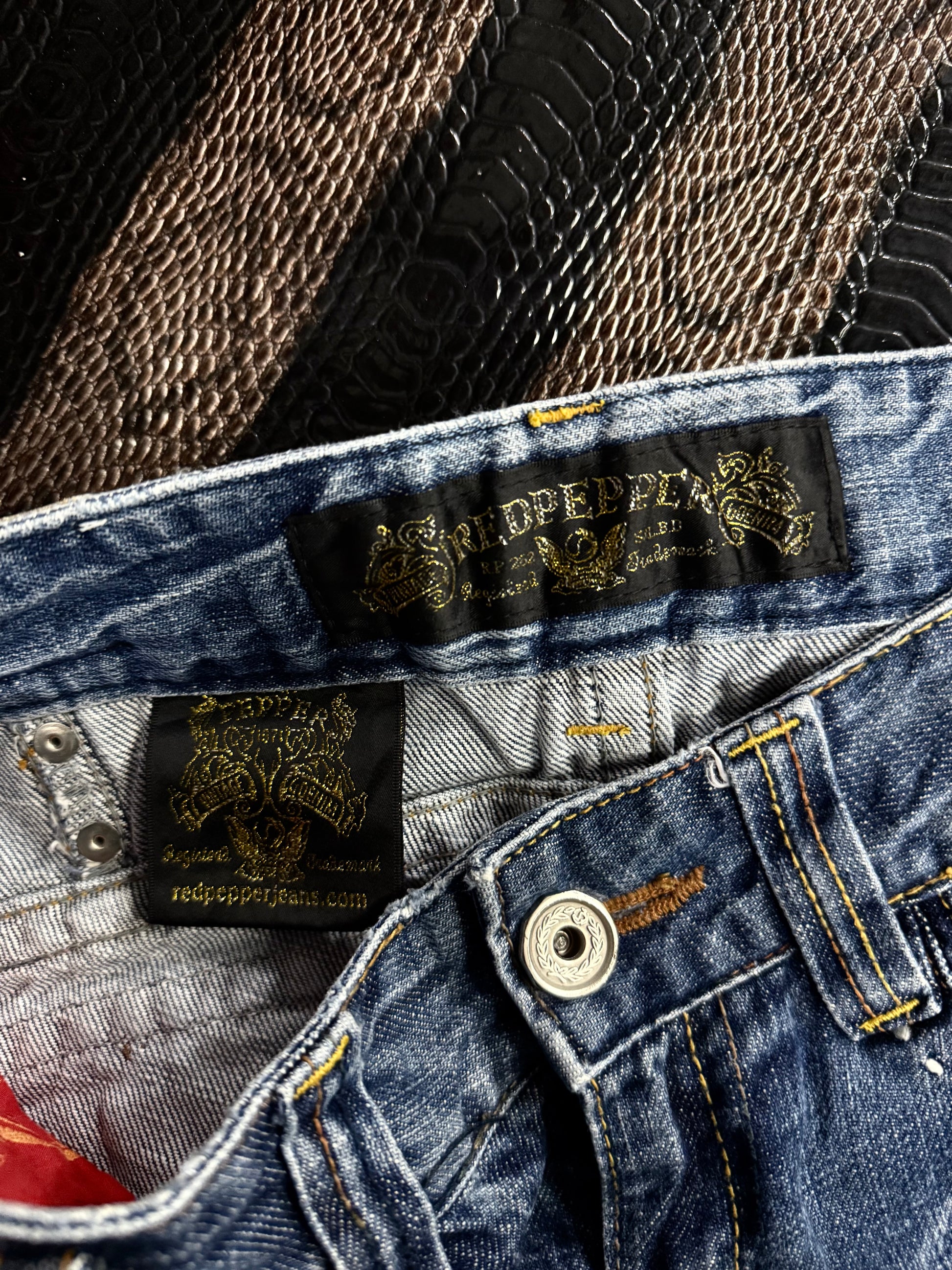 040626BAD2WEAR