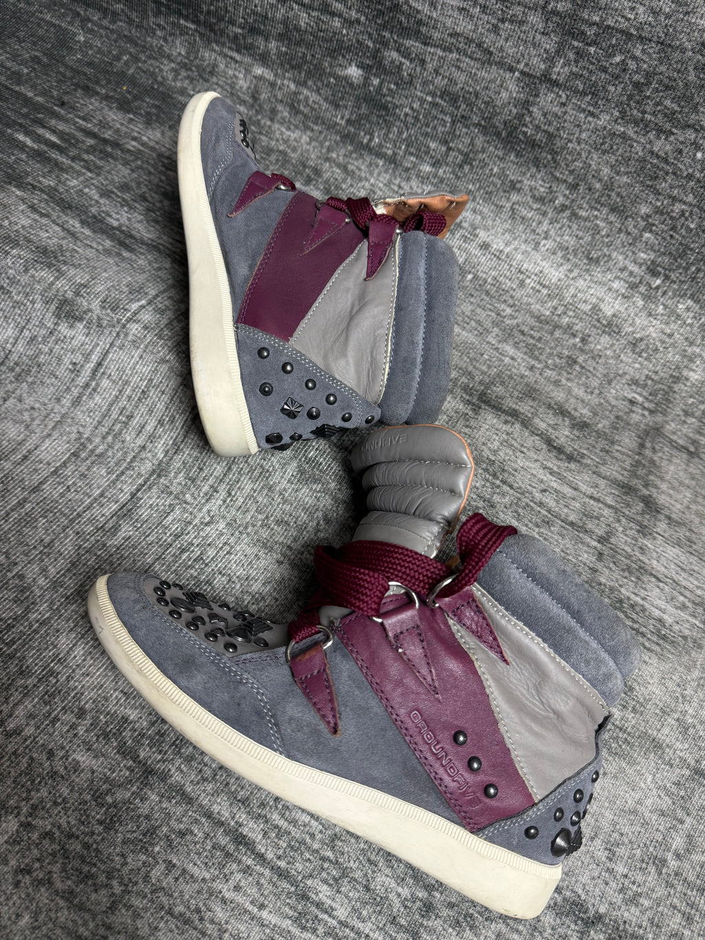 GROUNOFIVE SNEAKERS