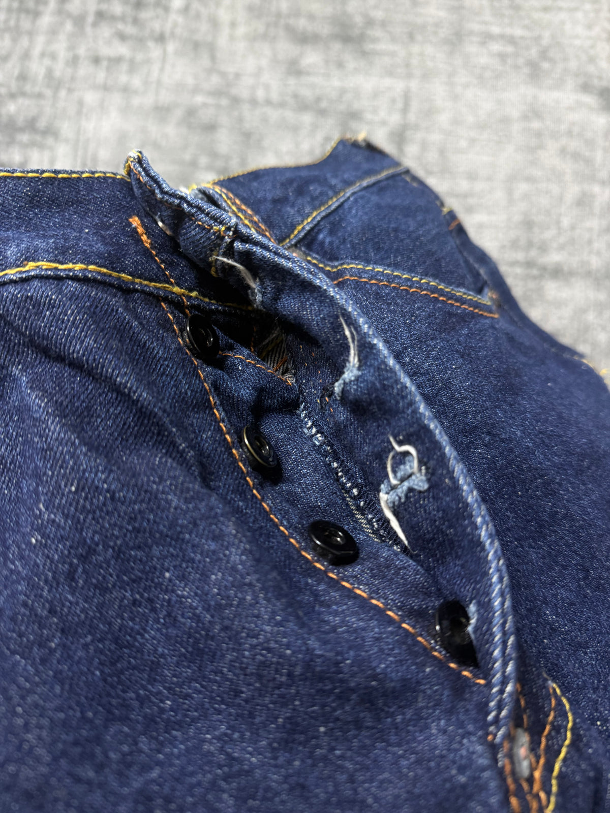 700926BAD2WEAR