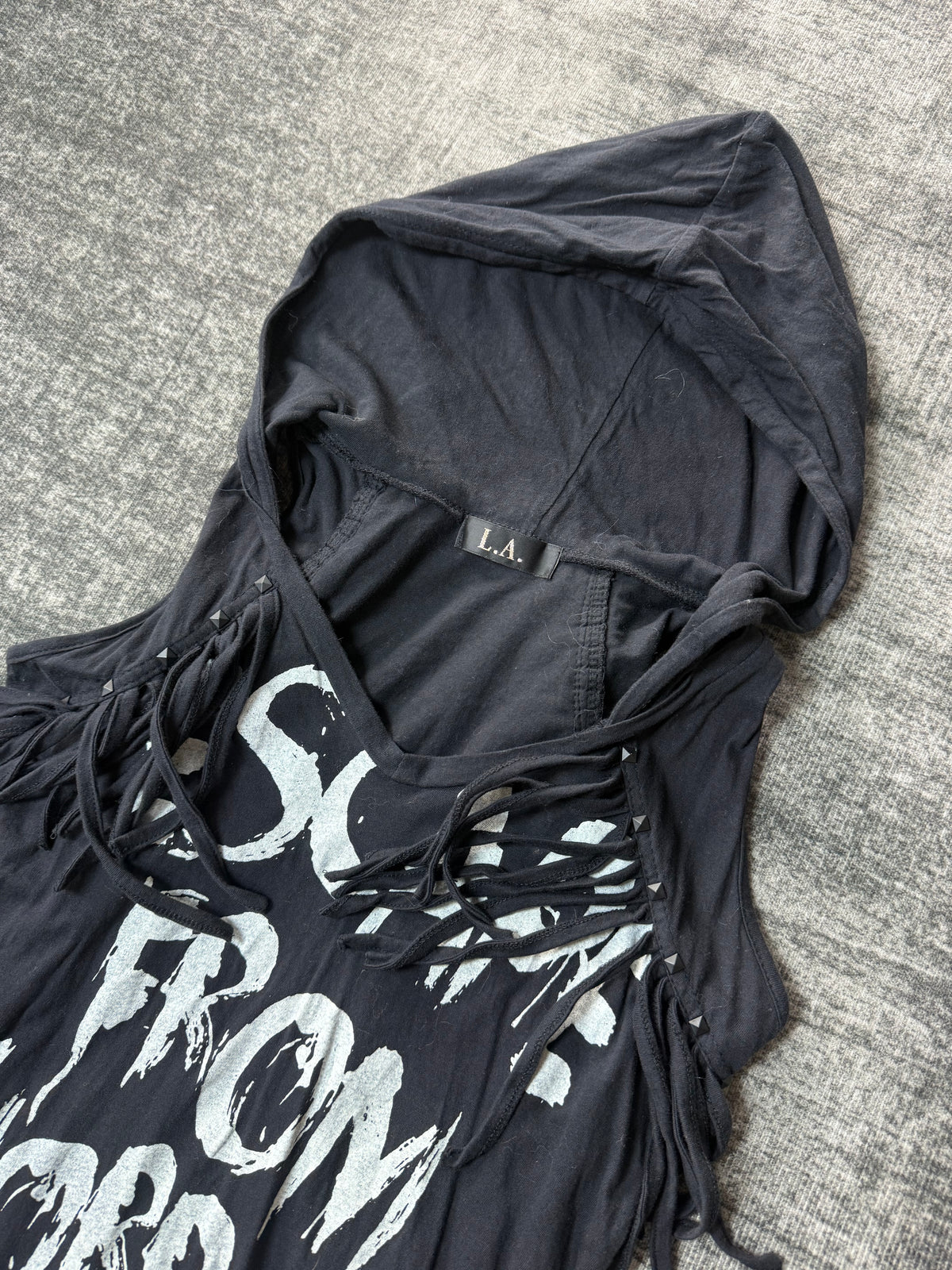 610926BAD2WEAR