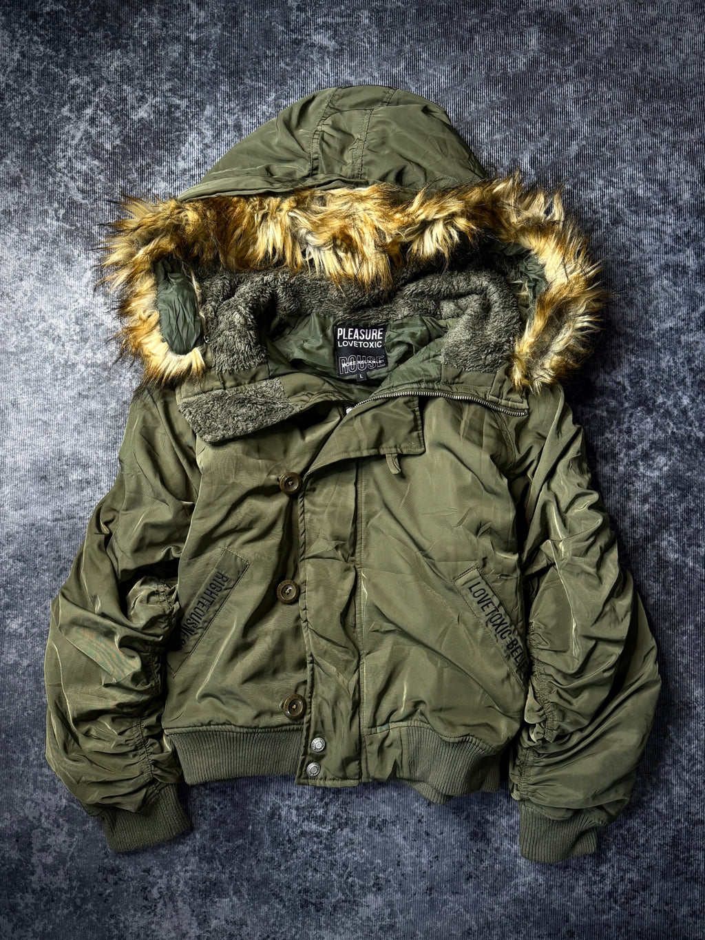 690726BAD2WEAR