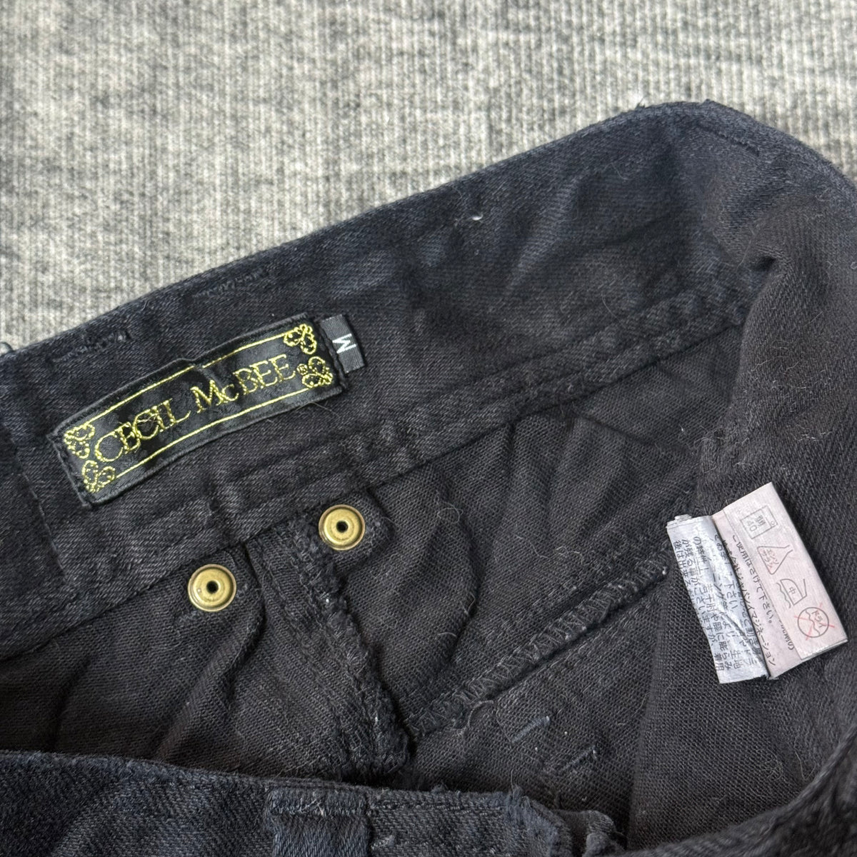 500926BAD2WEAR