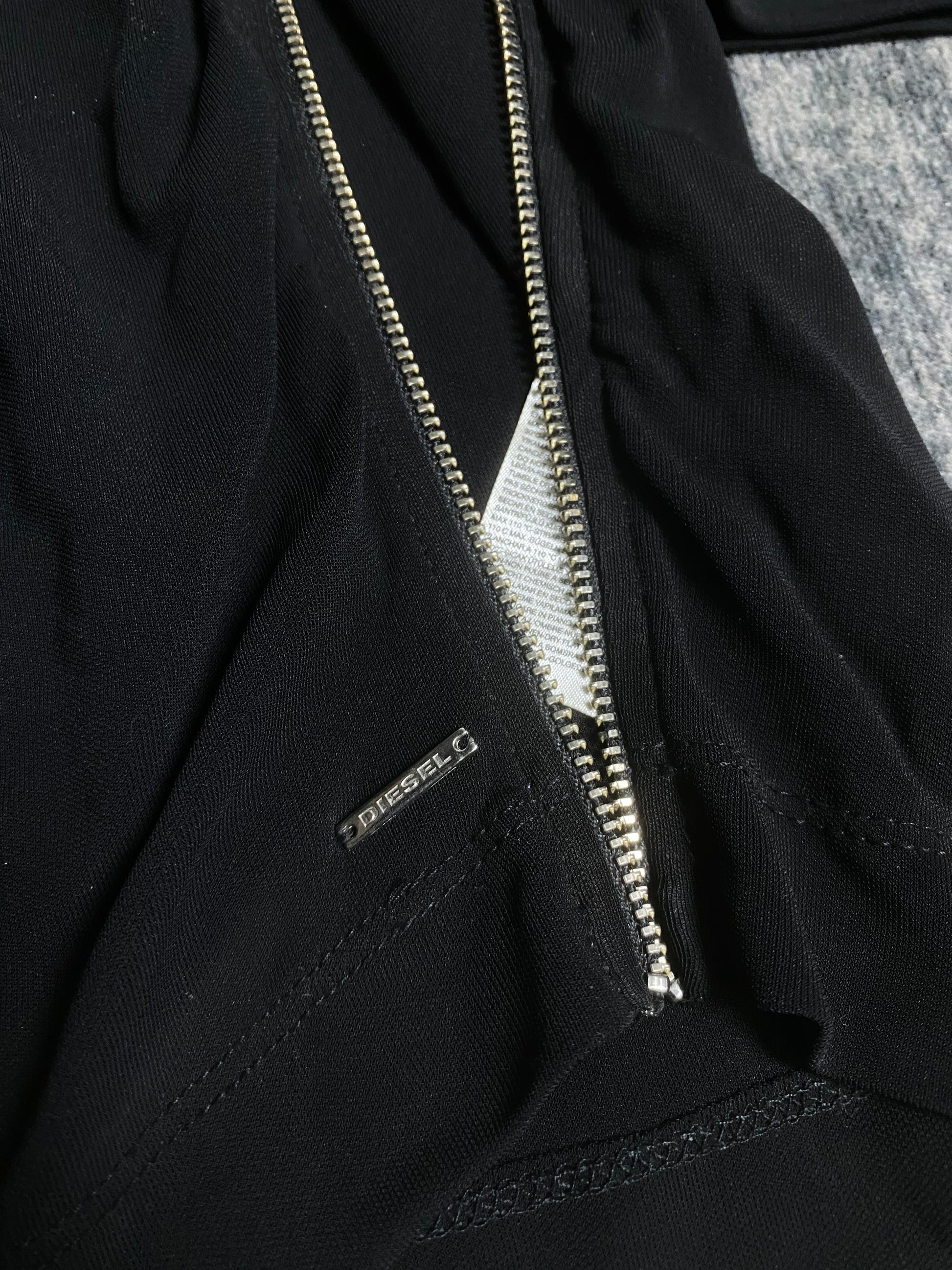 B2V- DIESEL B-DRESS༒