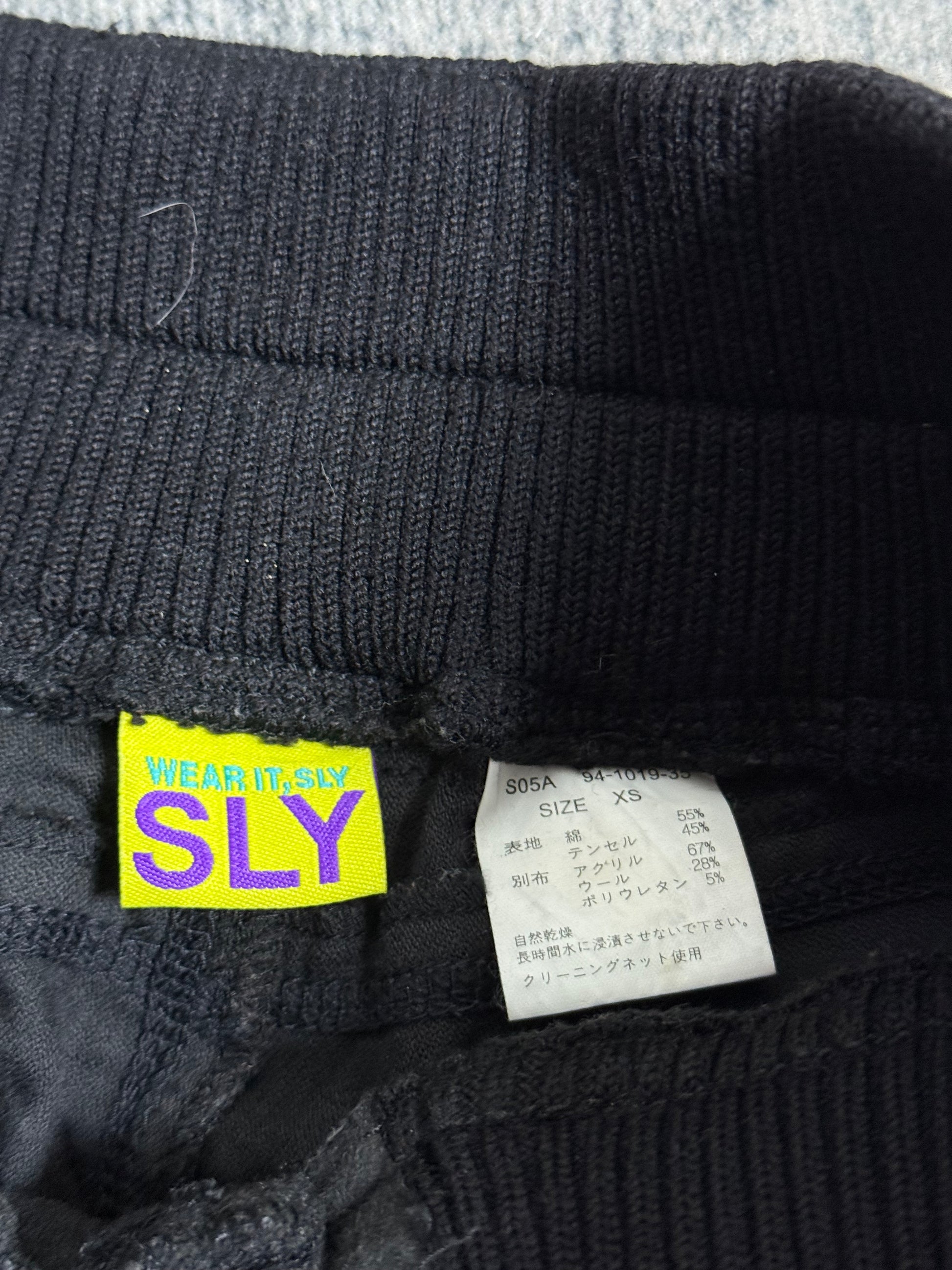 ༒SLY༒