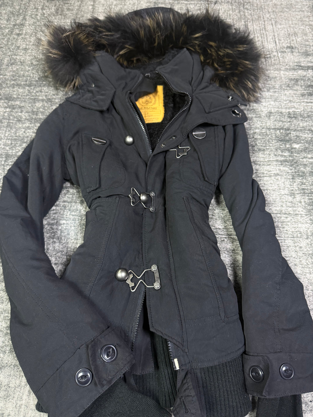 221026BAD2WEAR