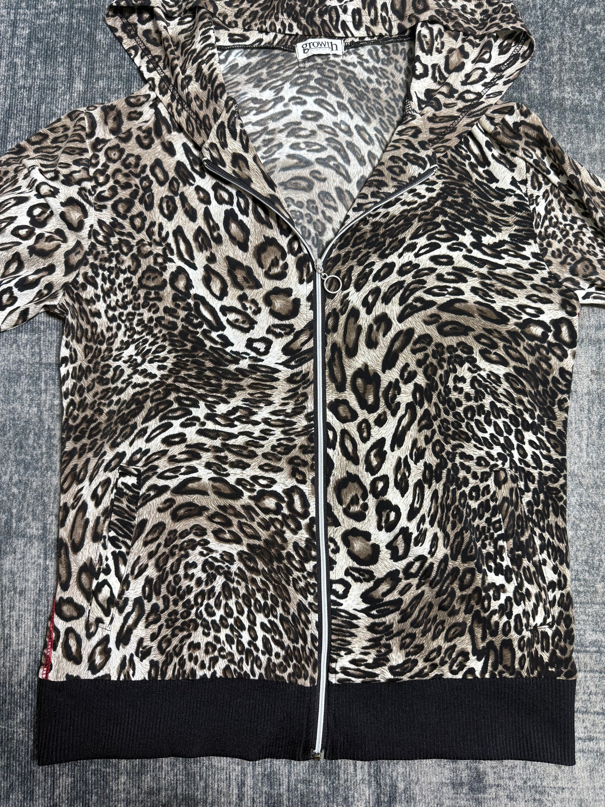 B2V-GROWTH HOODIE༒