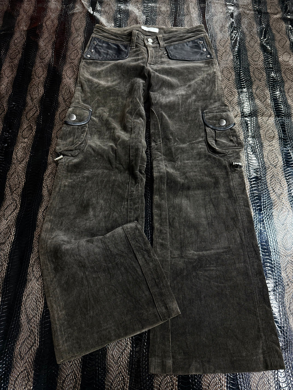 580626BAD2WEAR