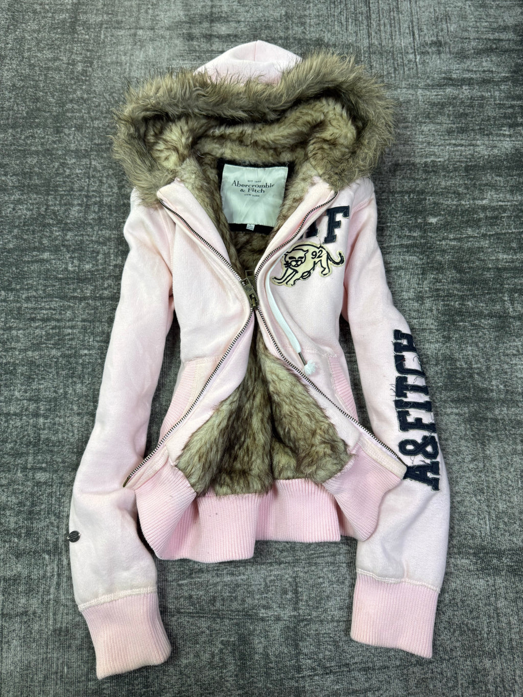 1031026BAD2WEAR