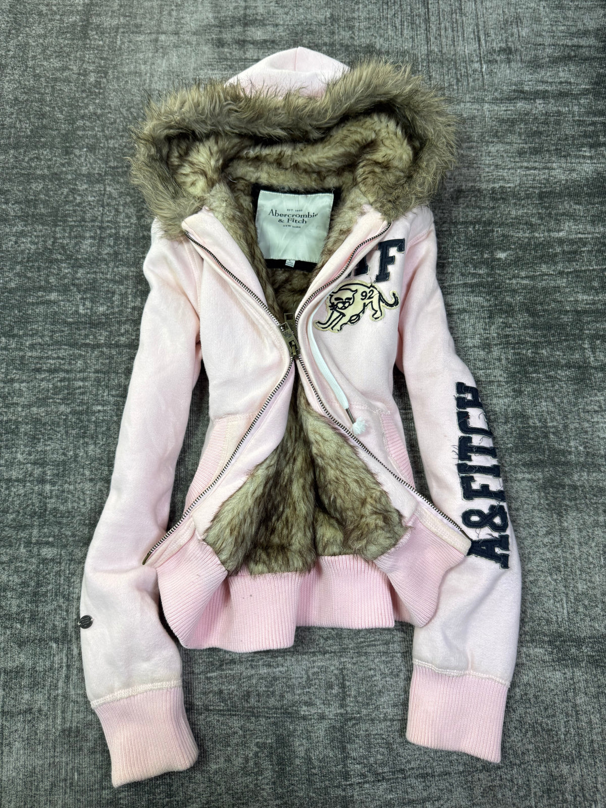 1031026BAD2WEAR