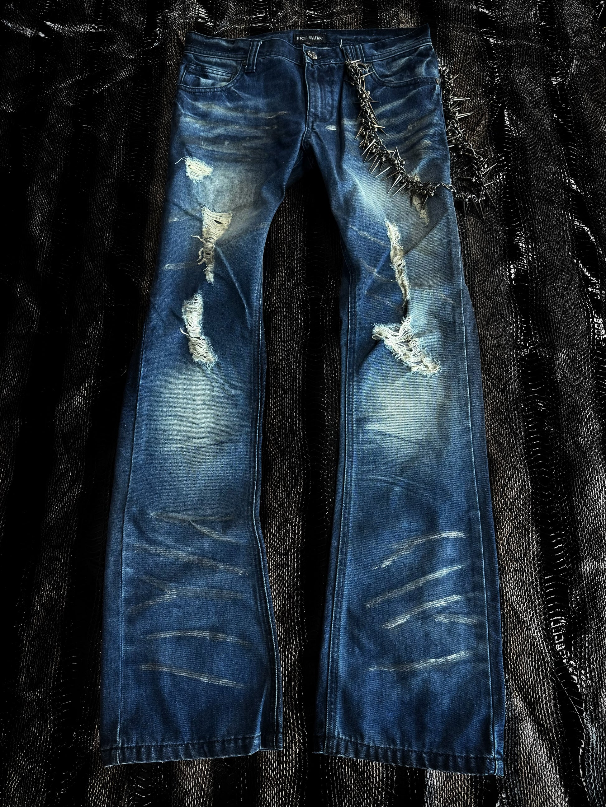 170626BAD2WEAR