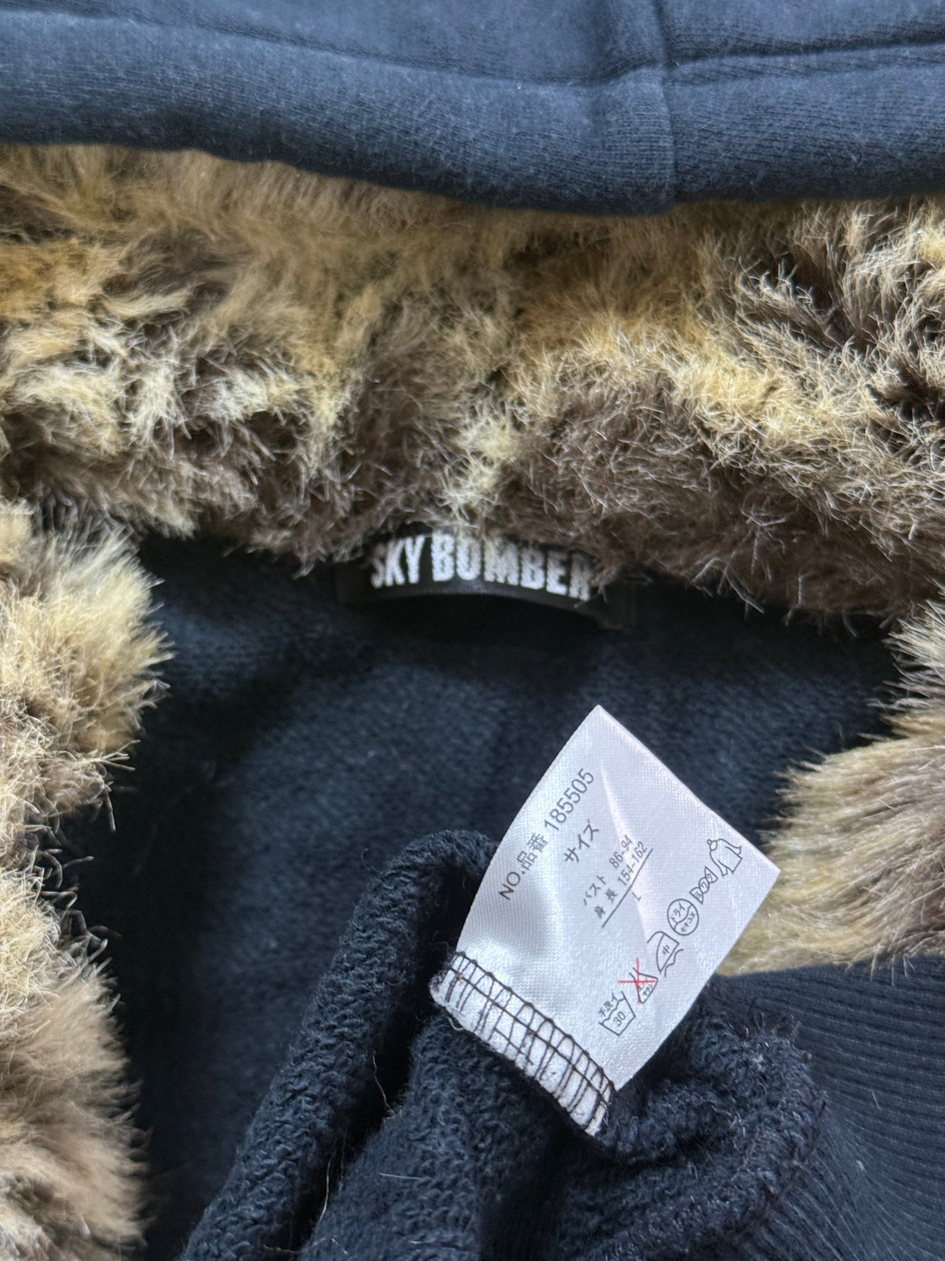 SKY BOMBER FUR HOODIE ༒