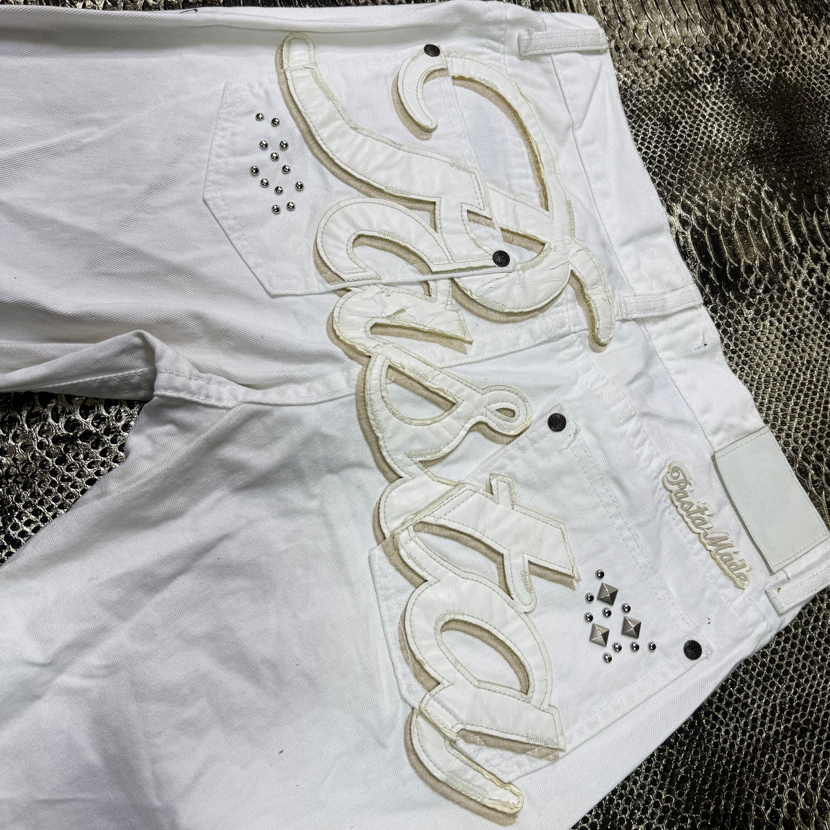 2010926BAD2WEAR