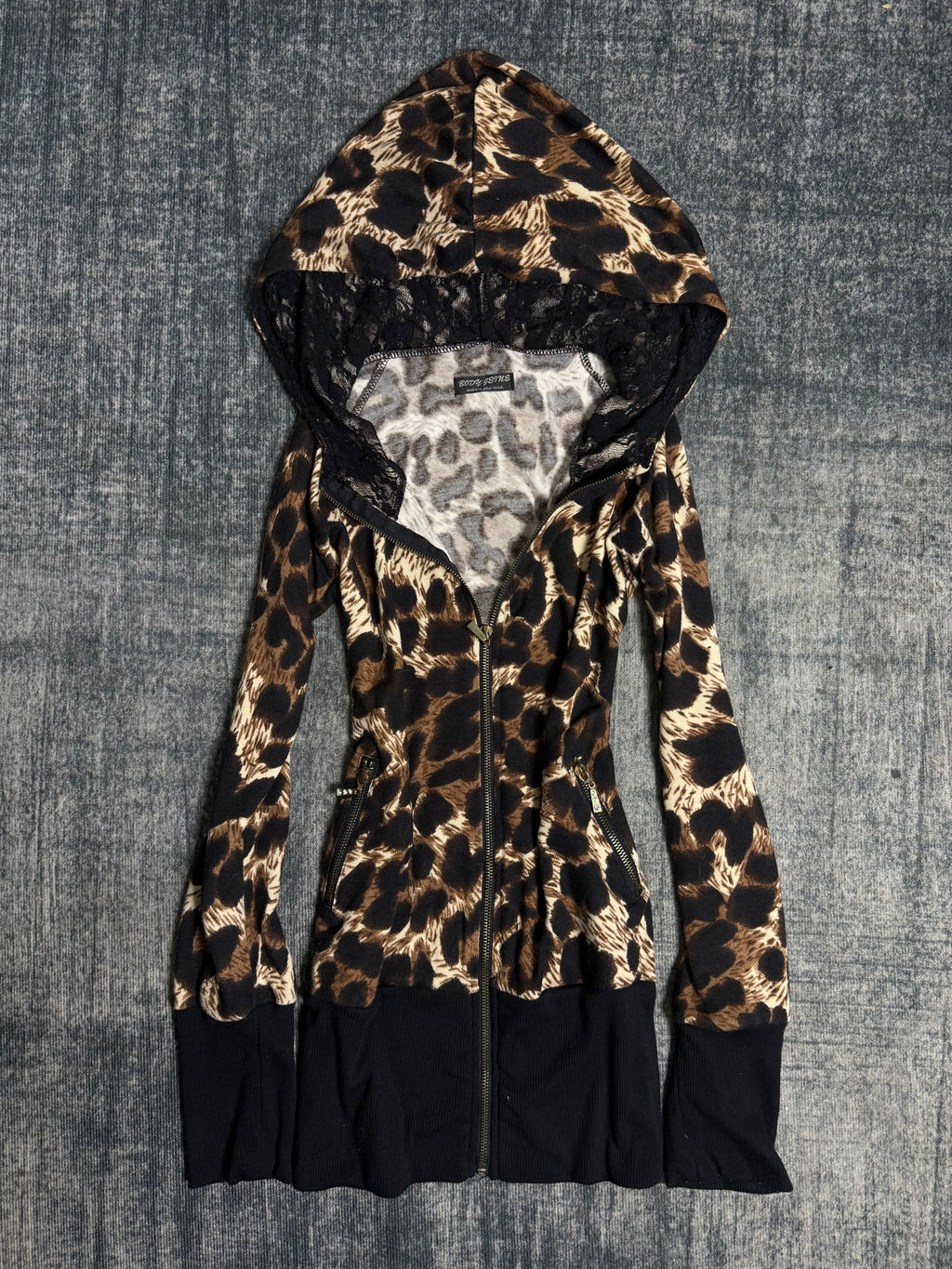 B2V-BODY JENE HOODIE༒