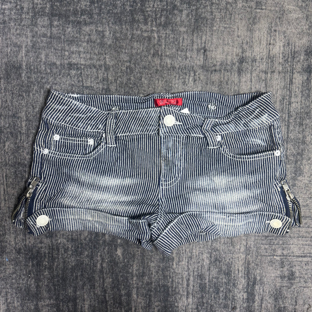 B2V-WAZP SHORT༒SS19