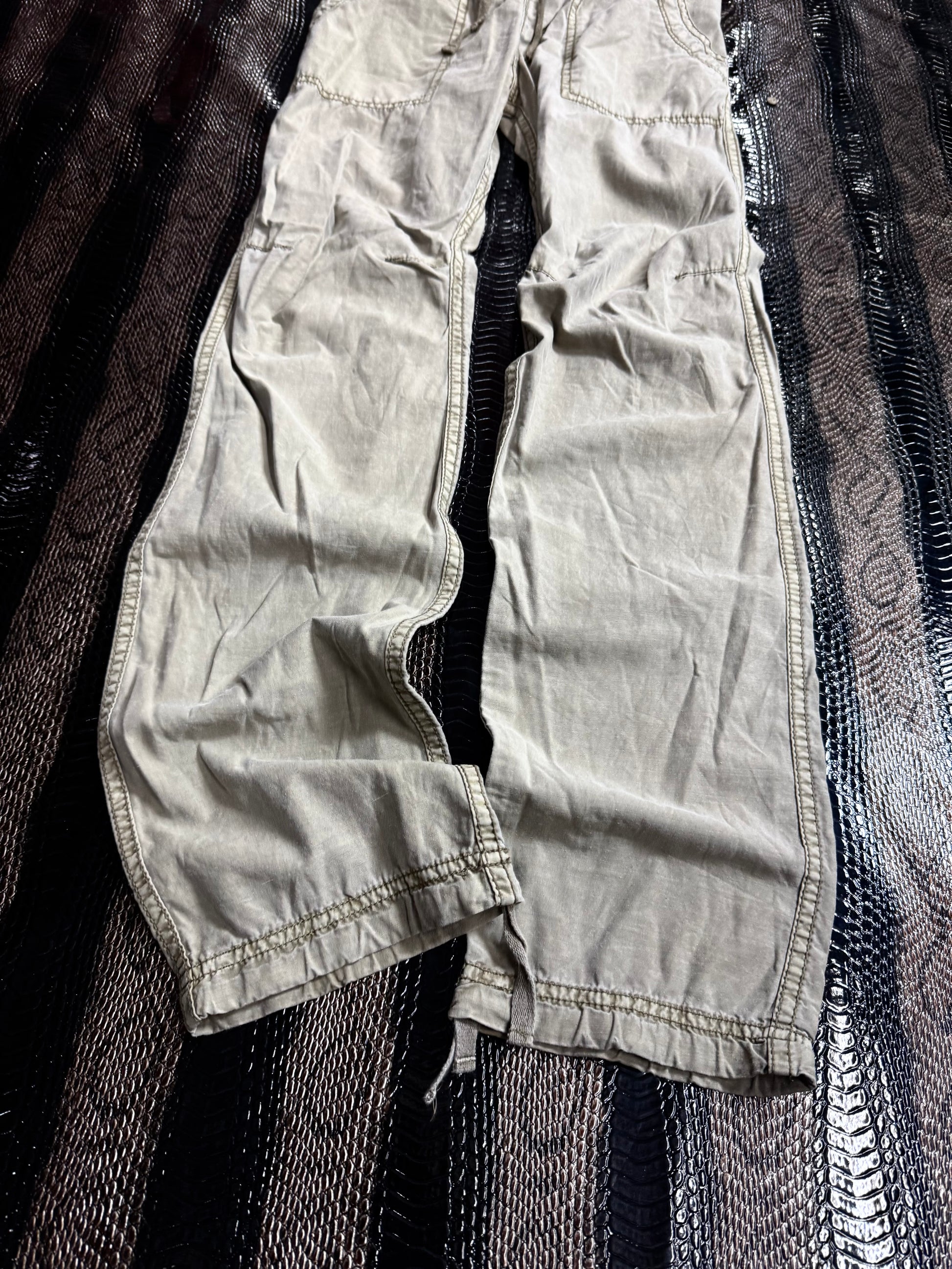 330626BAD2WEAR