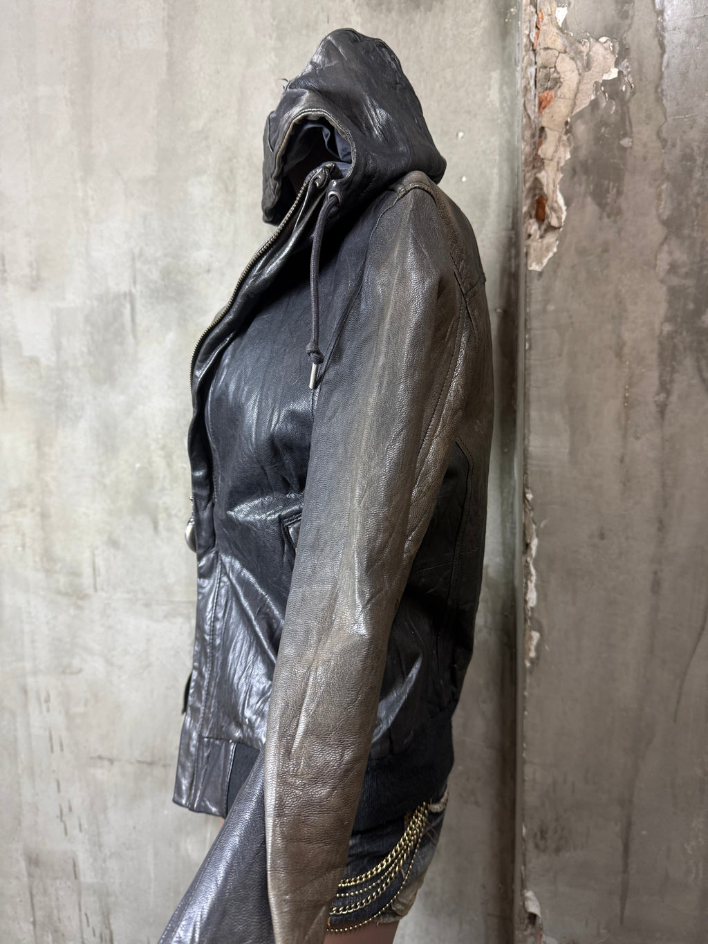700826BAD2WEAR